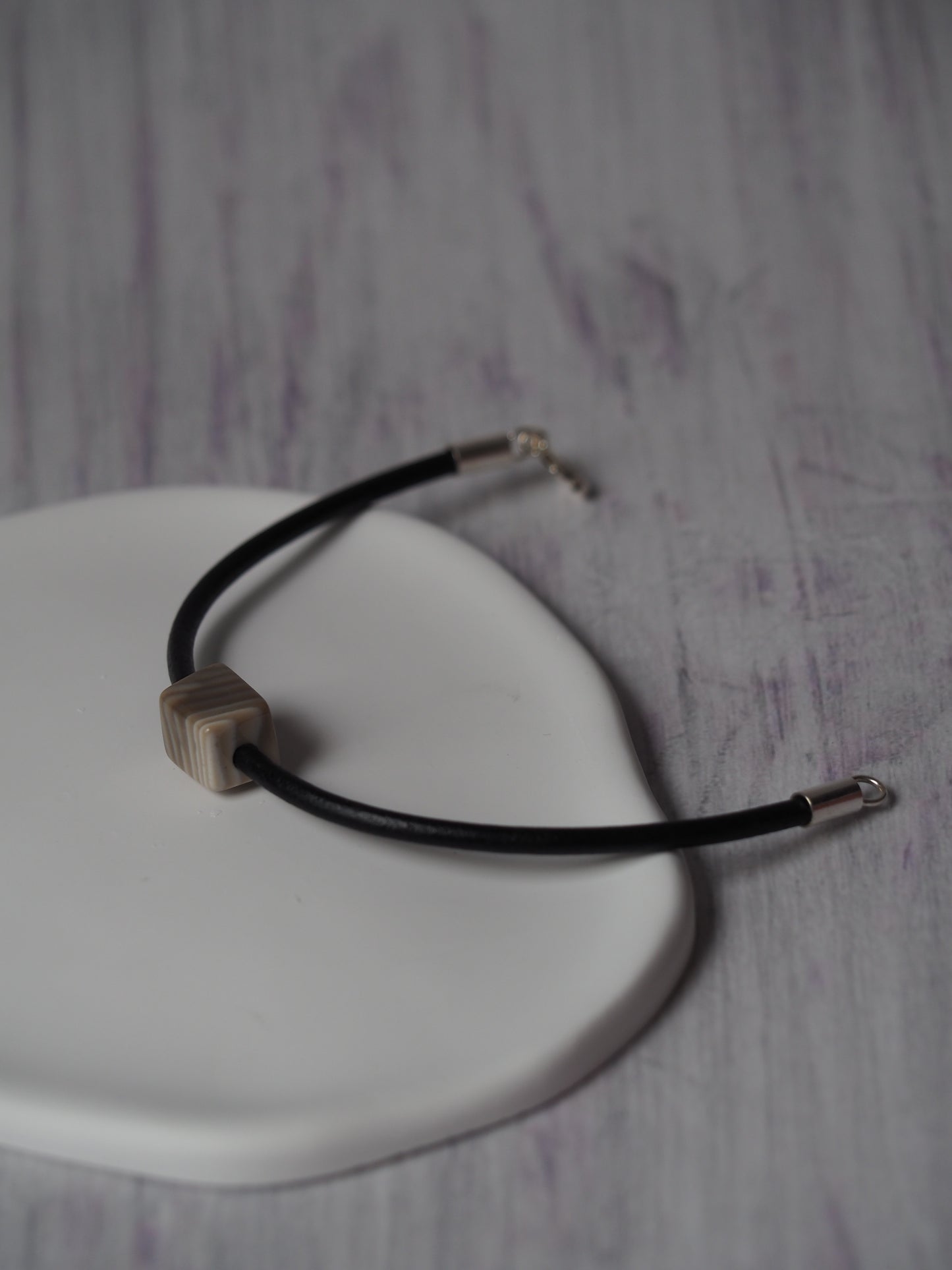Bracelet with Natural Striped Flint and Leather Strap