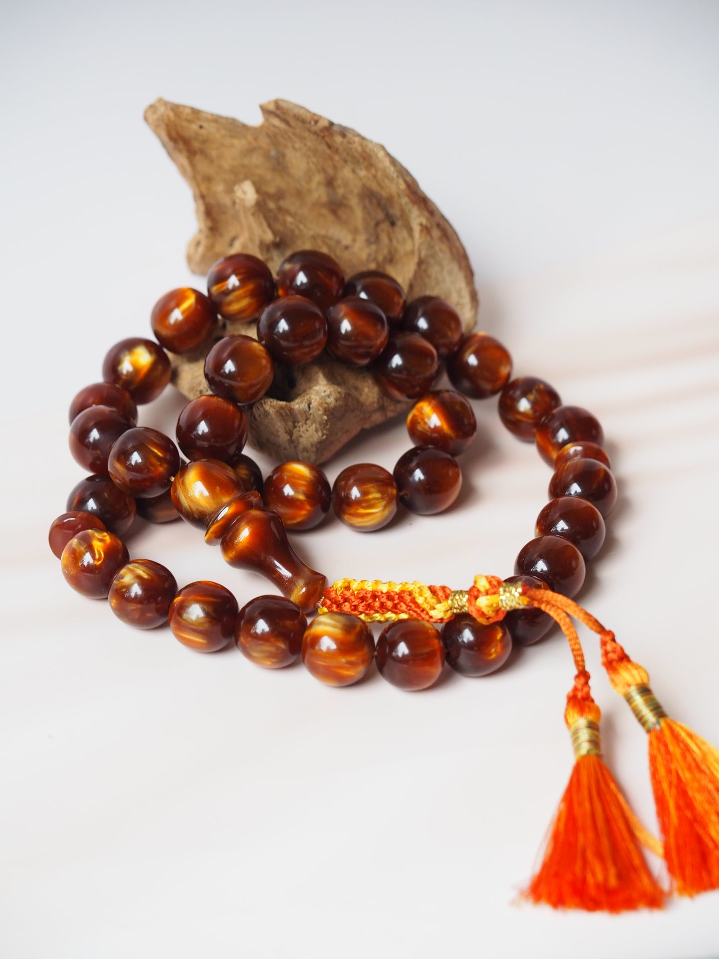 Unique Lava Flow Bakelite Misbaha 35 Beads 100g
