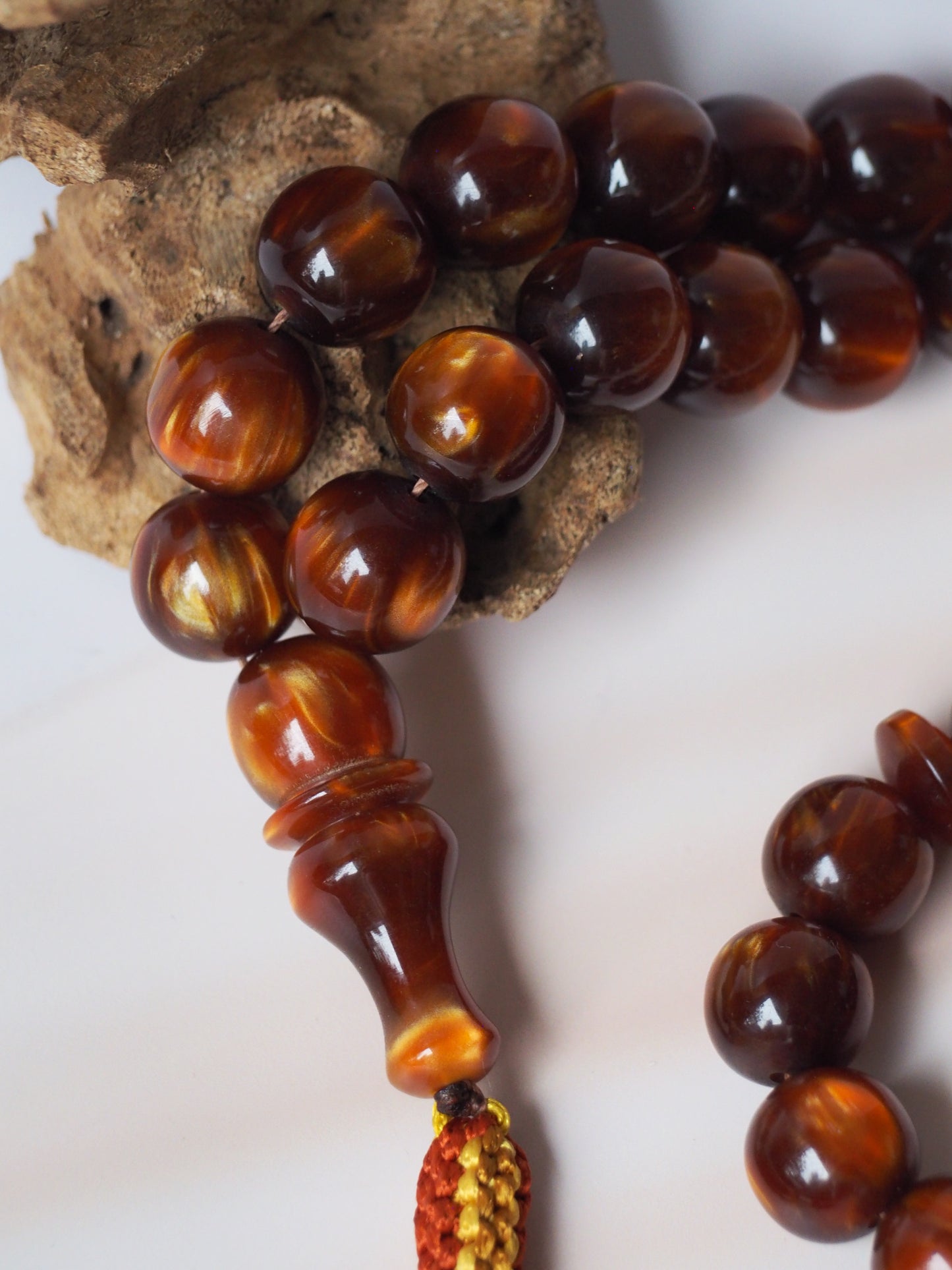 Unique Lava Flow Bakelite Misbaha 35 Beads 100g