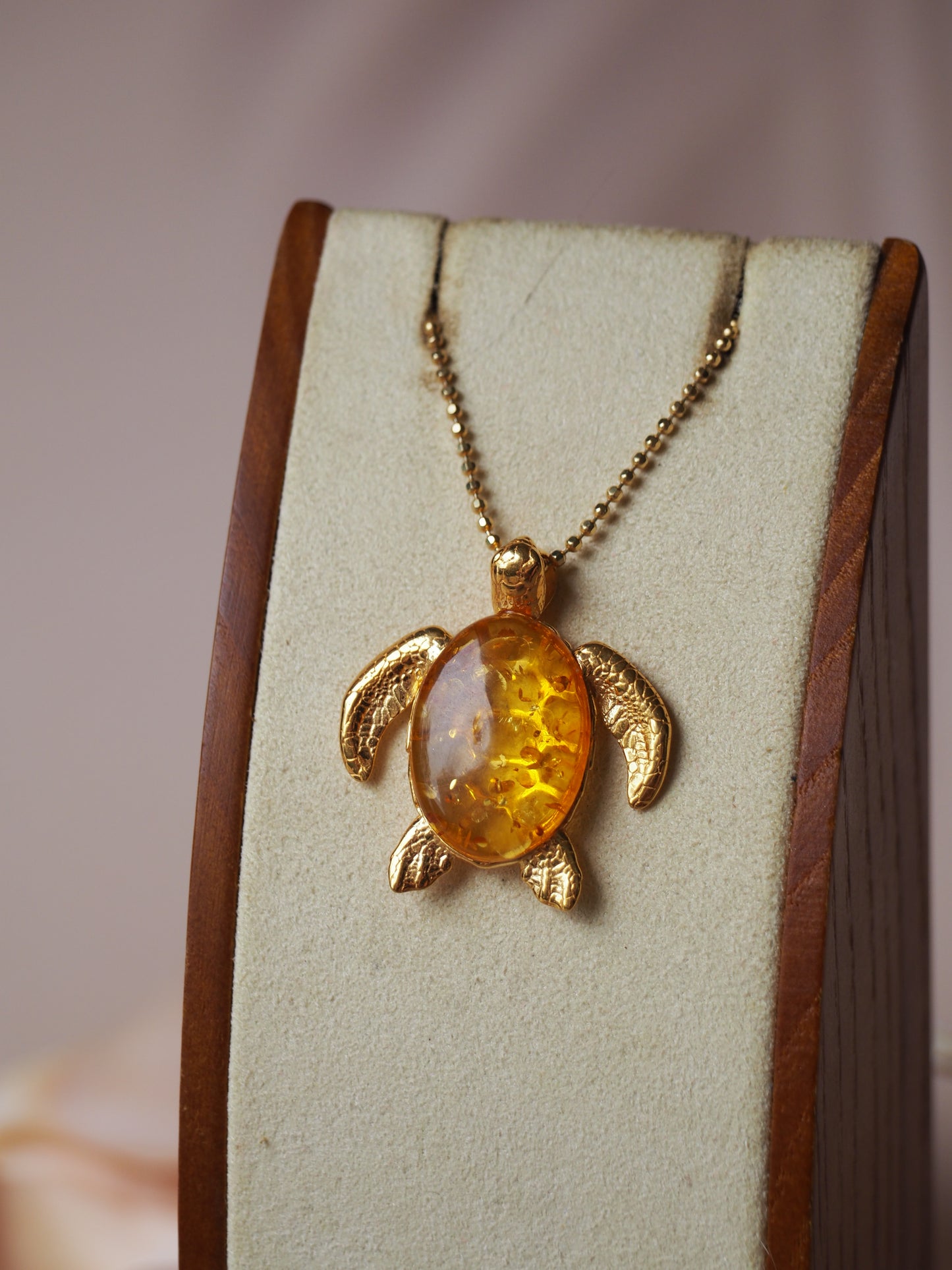 Citron Amber Turtle Shape Pendant in Gold Plated Silver 925