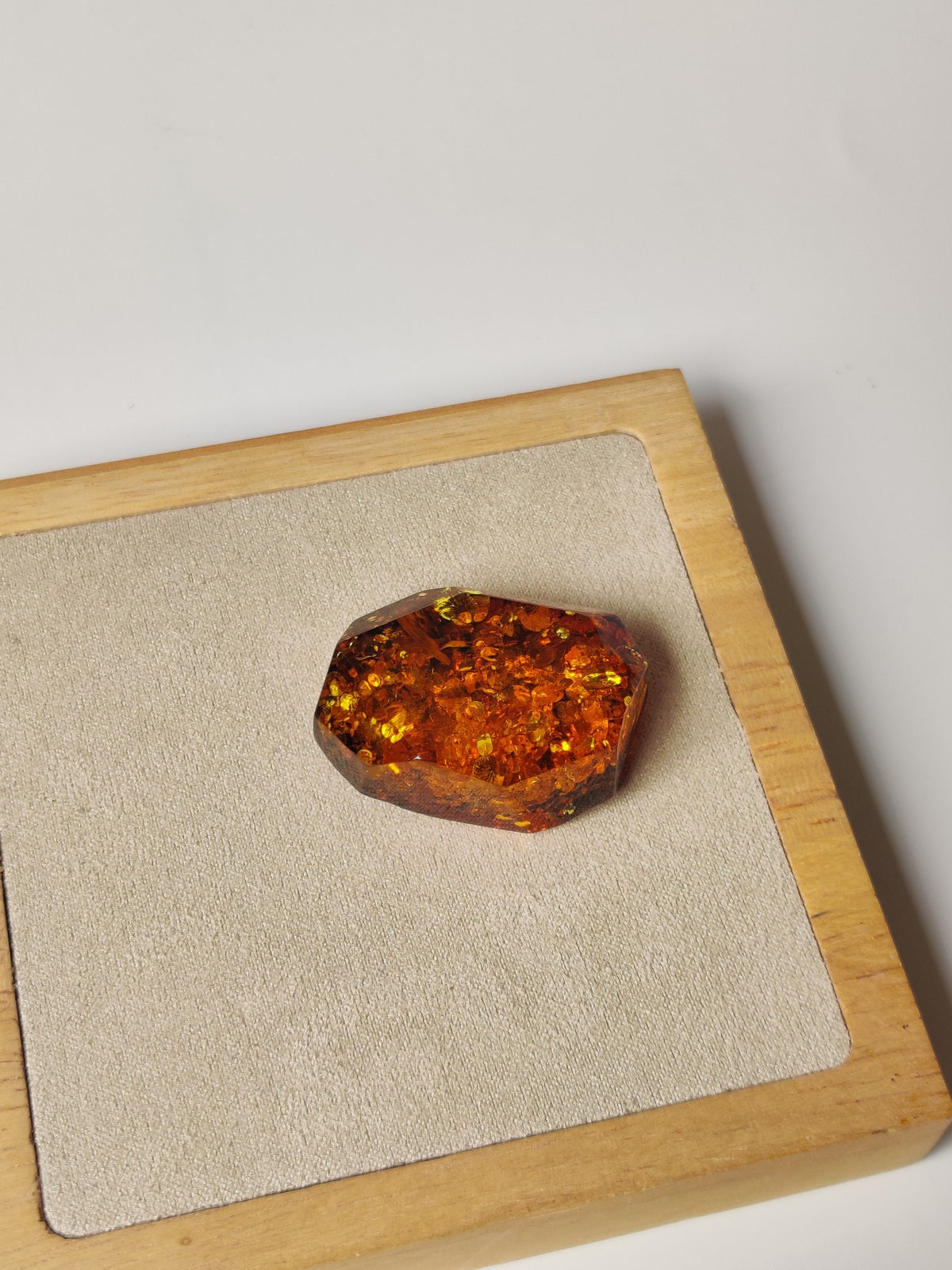 Raw Faceted Irregular Citron Amber Piece | Suitable as Cabochon or Collectible