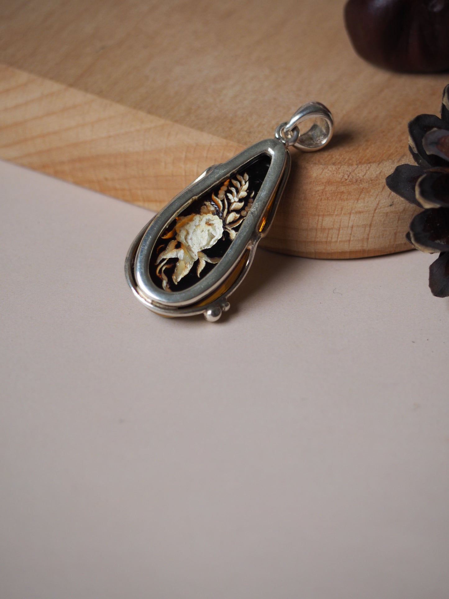 Handmade Semi-Crafted with Rose Shape Natural Amber Pendant