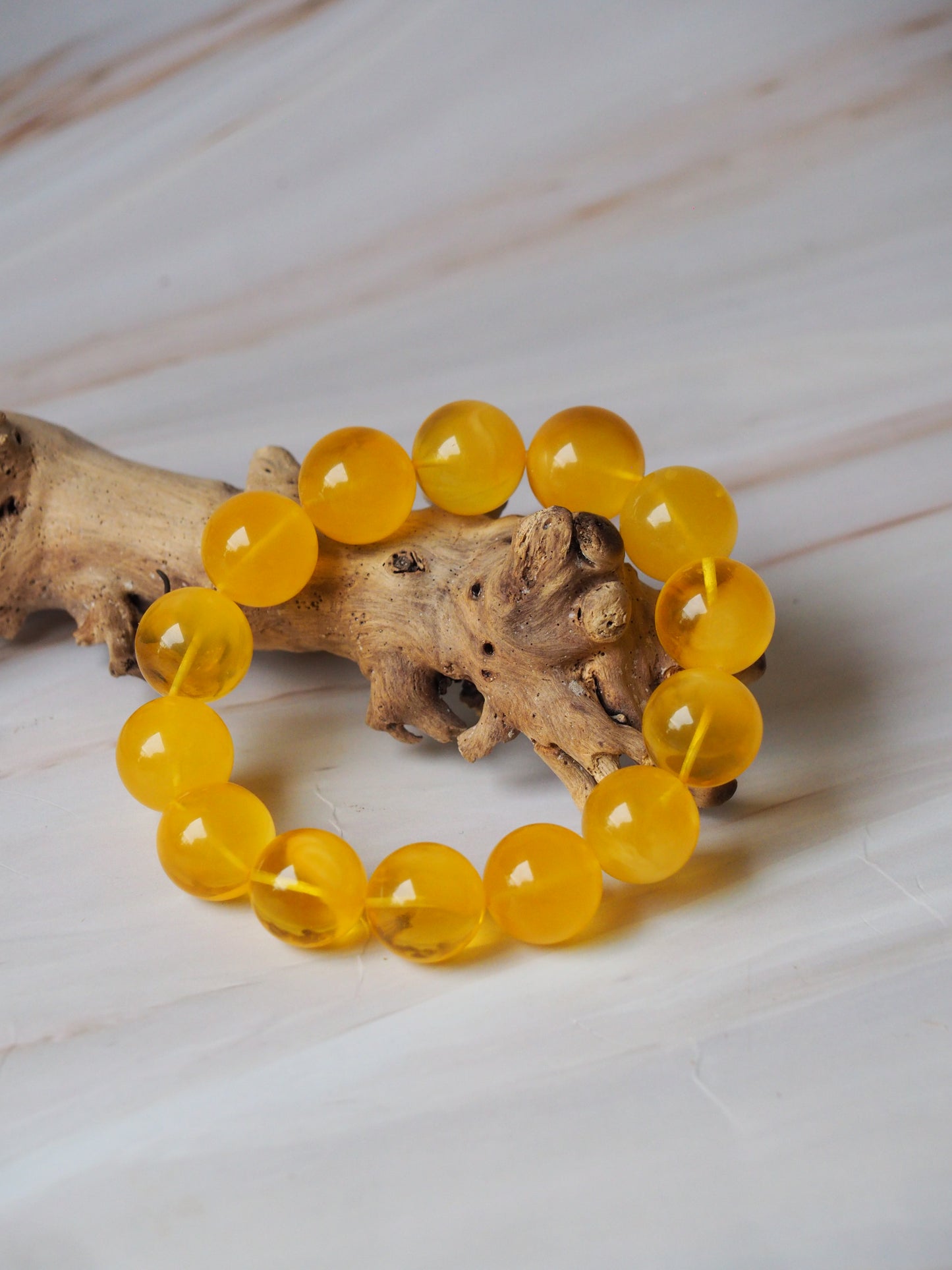Natural Beeswax Amber Beaded Bracelet 16,8mm