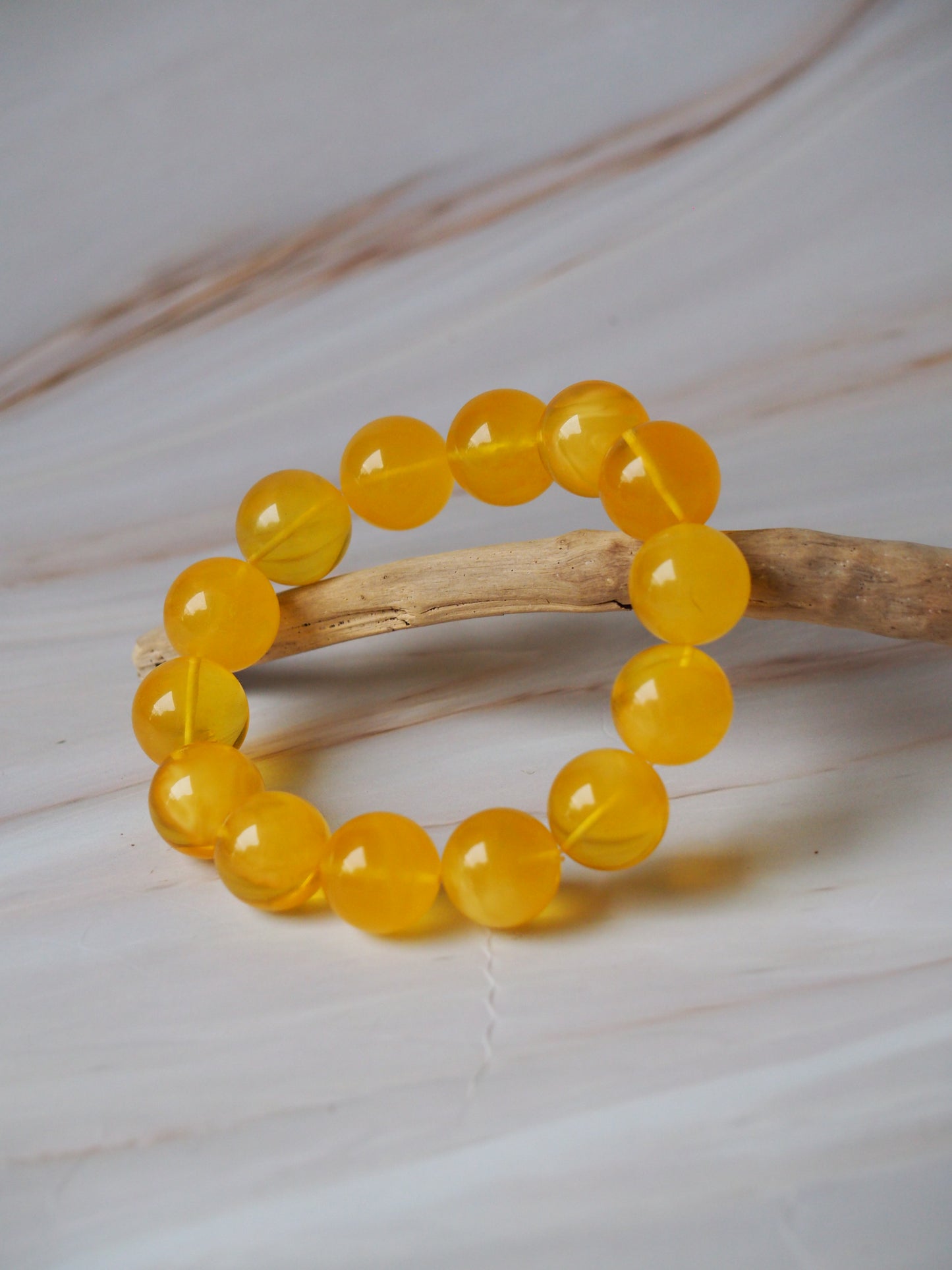 Natural Beeswax Amber Beaded Bracelet 16,8mm
