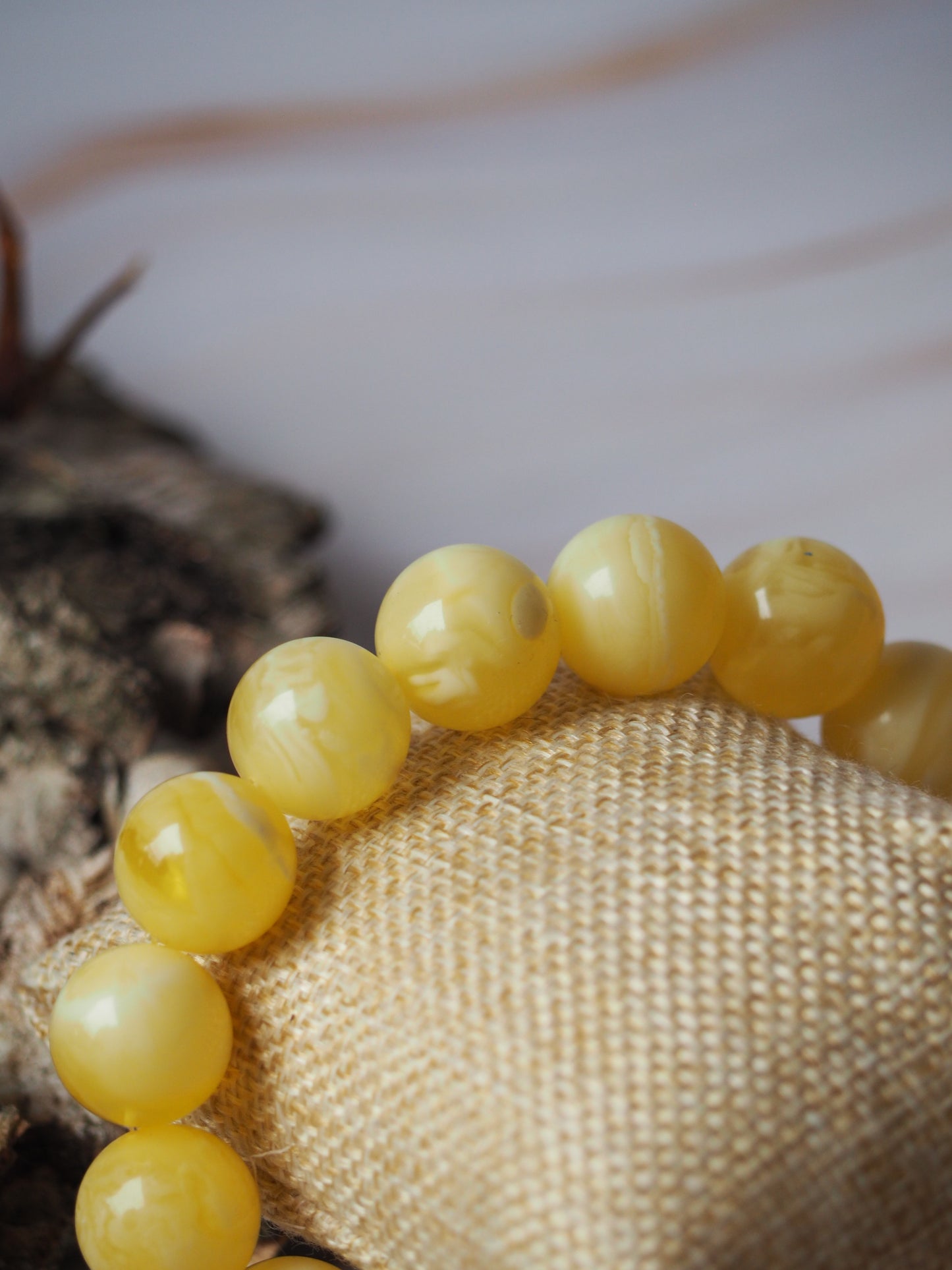 Milk/ Royal White Amber Natural Beaded Bracelet 14,8mm + Certificate