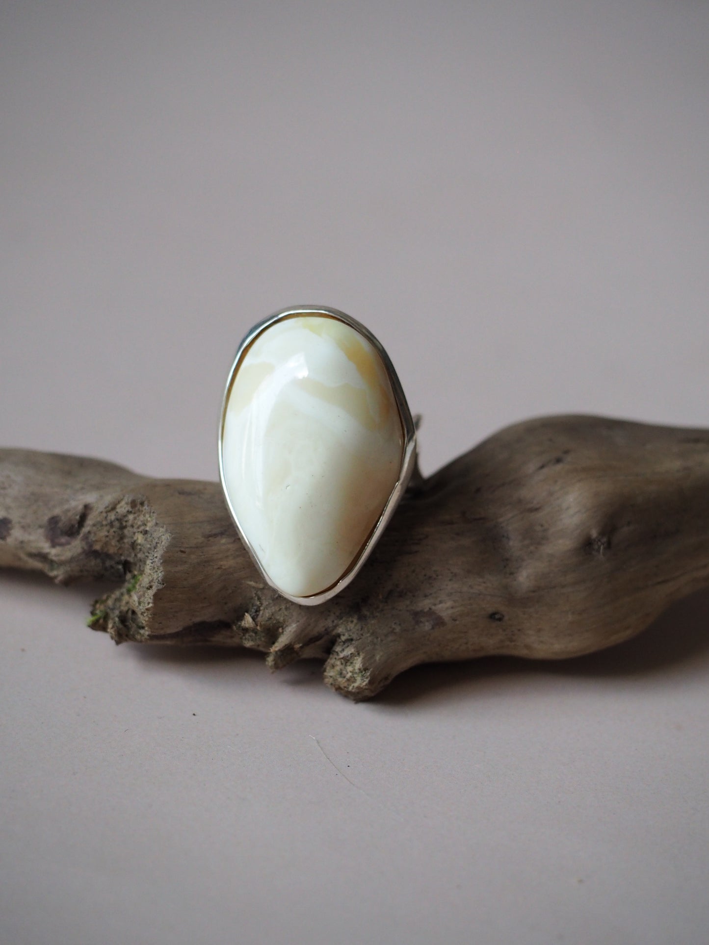 Natural Royal White Amber Oval Silver Ring