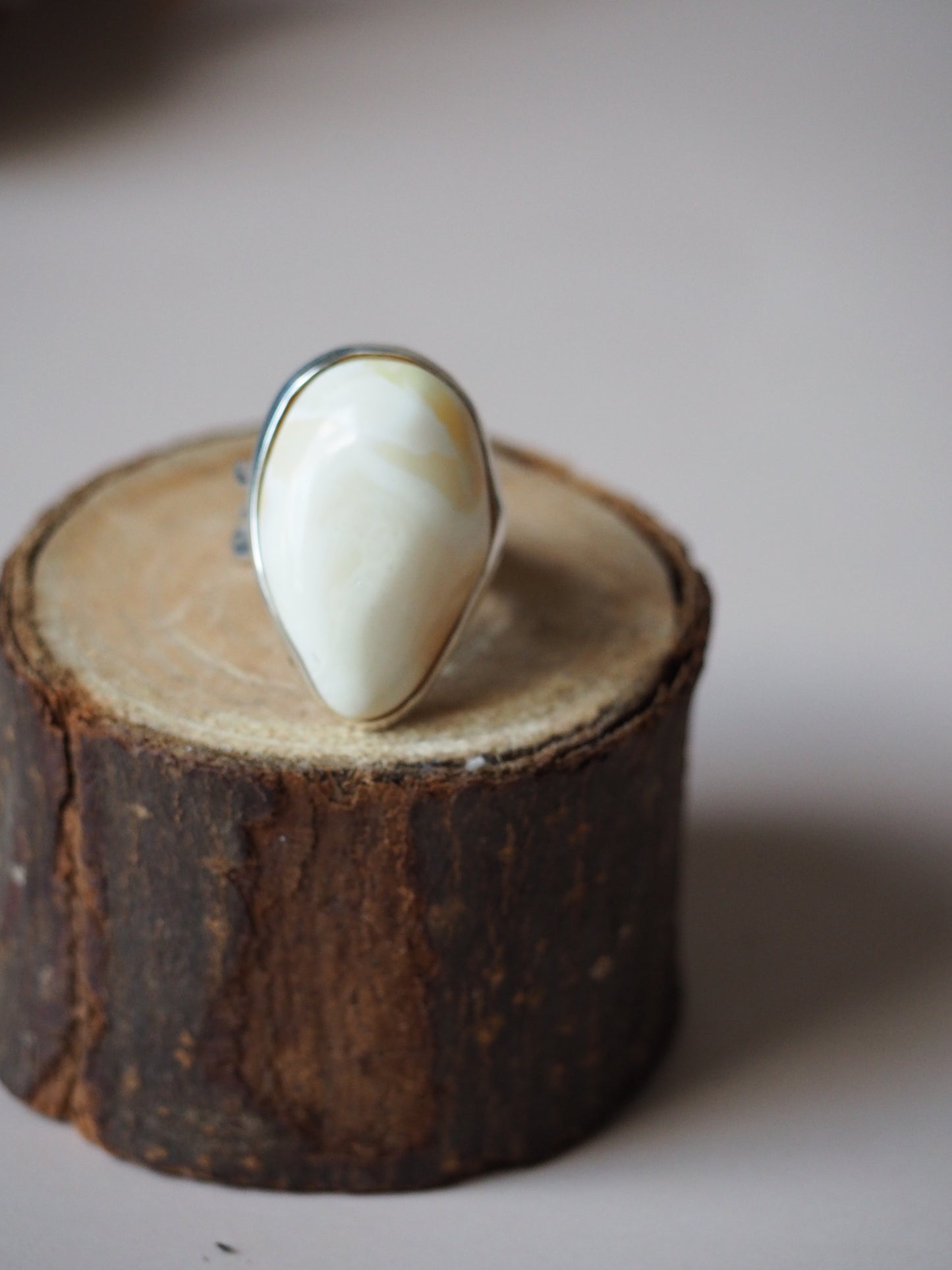 Natural Royal White Amber Oval Silver Ring