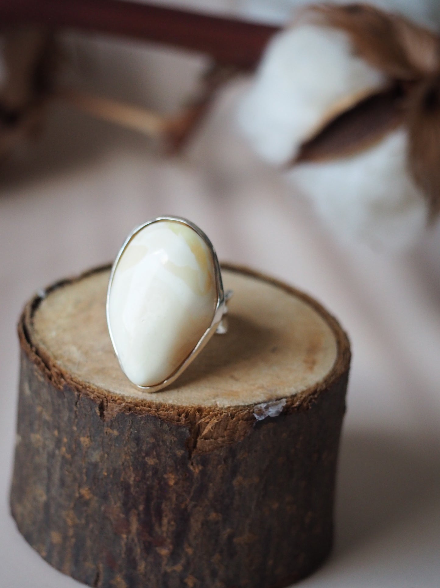 Natural Royal White Amber Oval Silver Ring