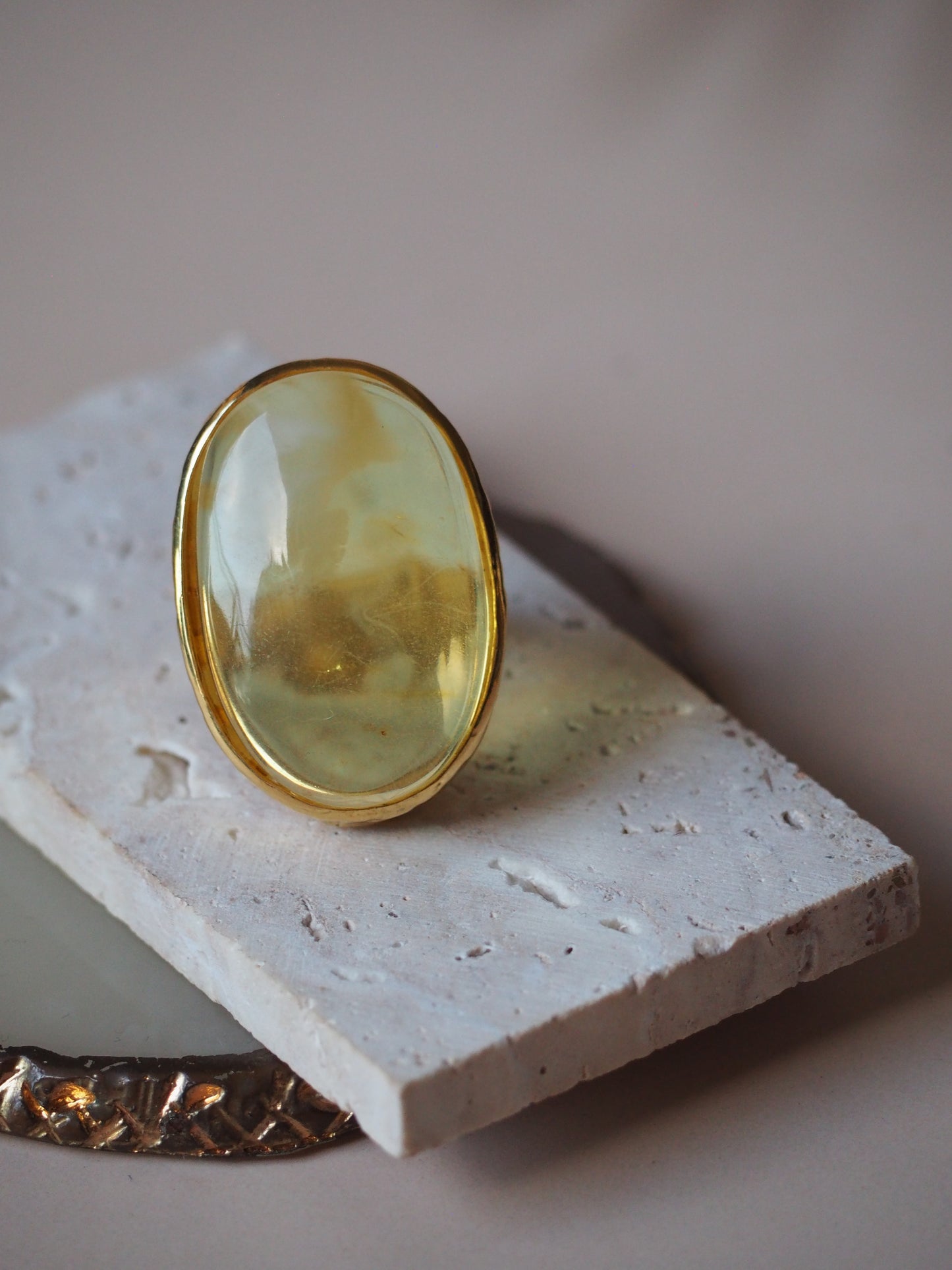 Unique Natural Citron/ Milk Amber Ring in Gold Pleated Silver