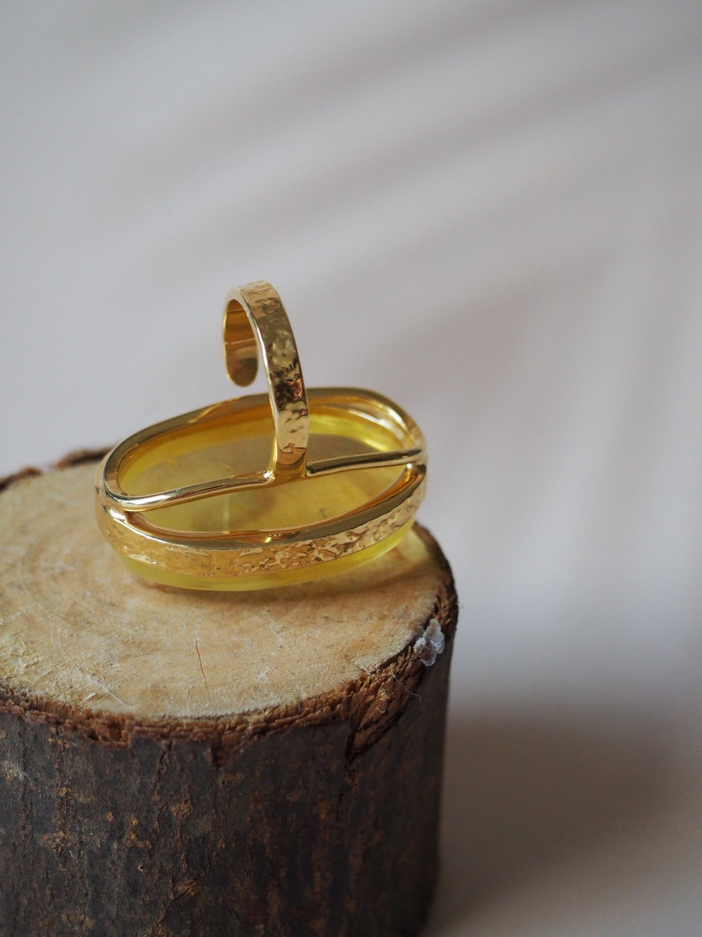 Unique Natural Citron/ Milk Amber Ring in Gold Pleated Silver