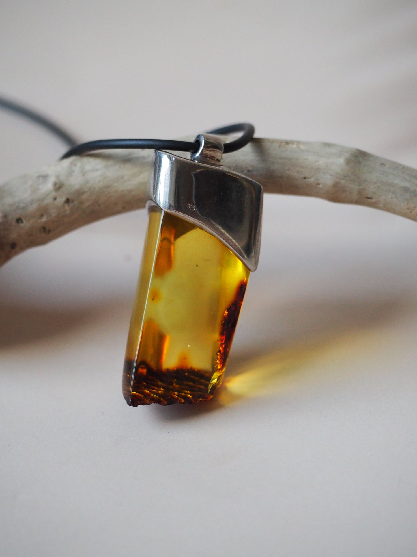 Unique Natural Amber Necklace with Round Milk Inclusion