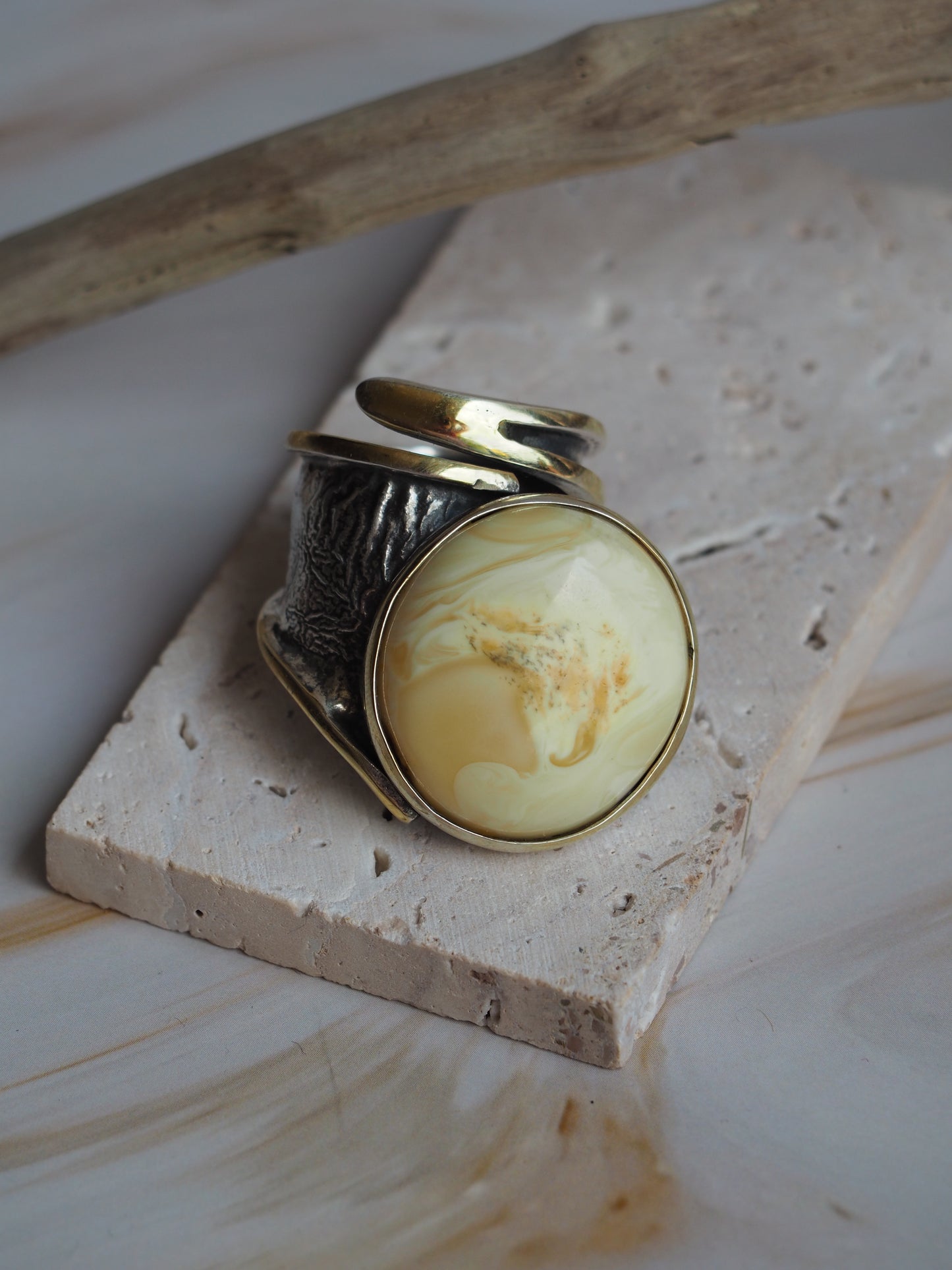 Unique White/ Milk Amber Big Silver/ Gold Pleated Ring