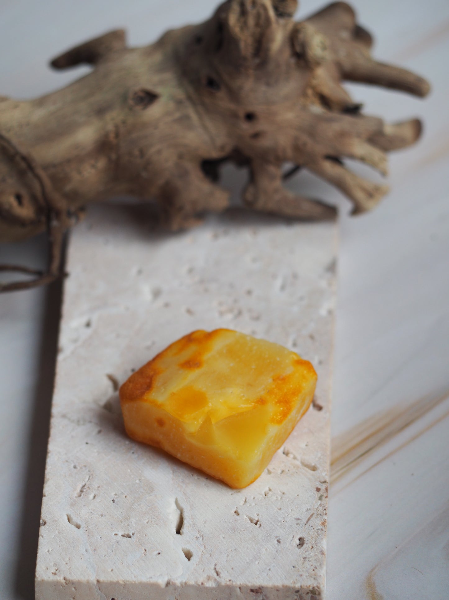 Natural Raw Amber Piece 7g