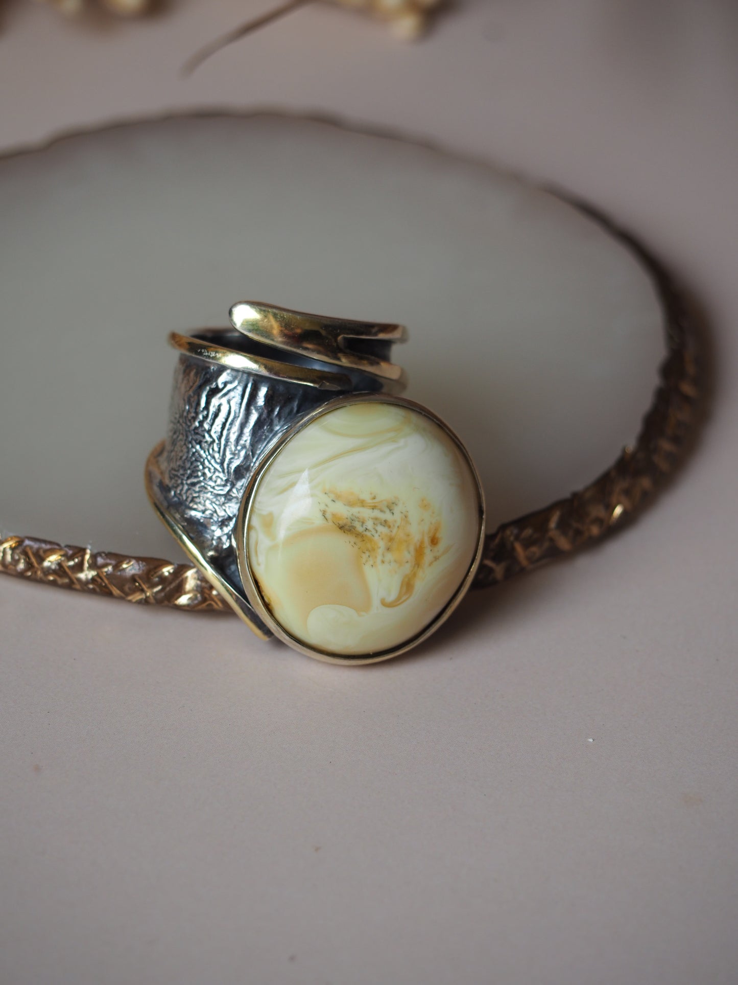 Unique White/ Milk Amber Big Silver/ Gold Pleated Ring