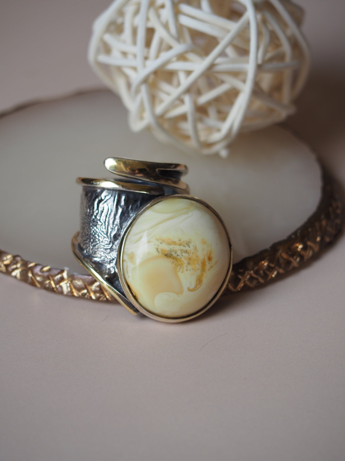 Unique White/ Milk Amber Big Silver/ Gold Pleated Ring