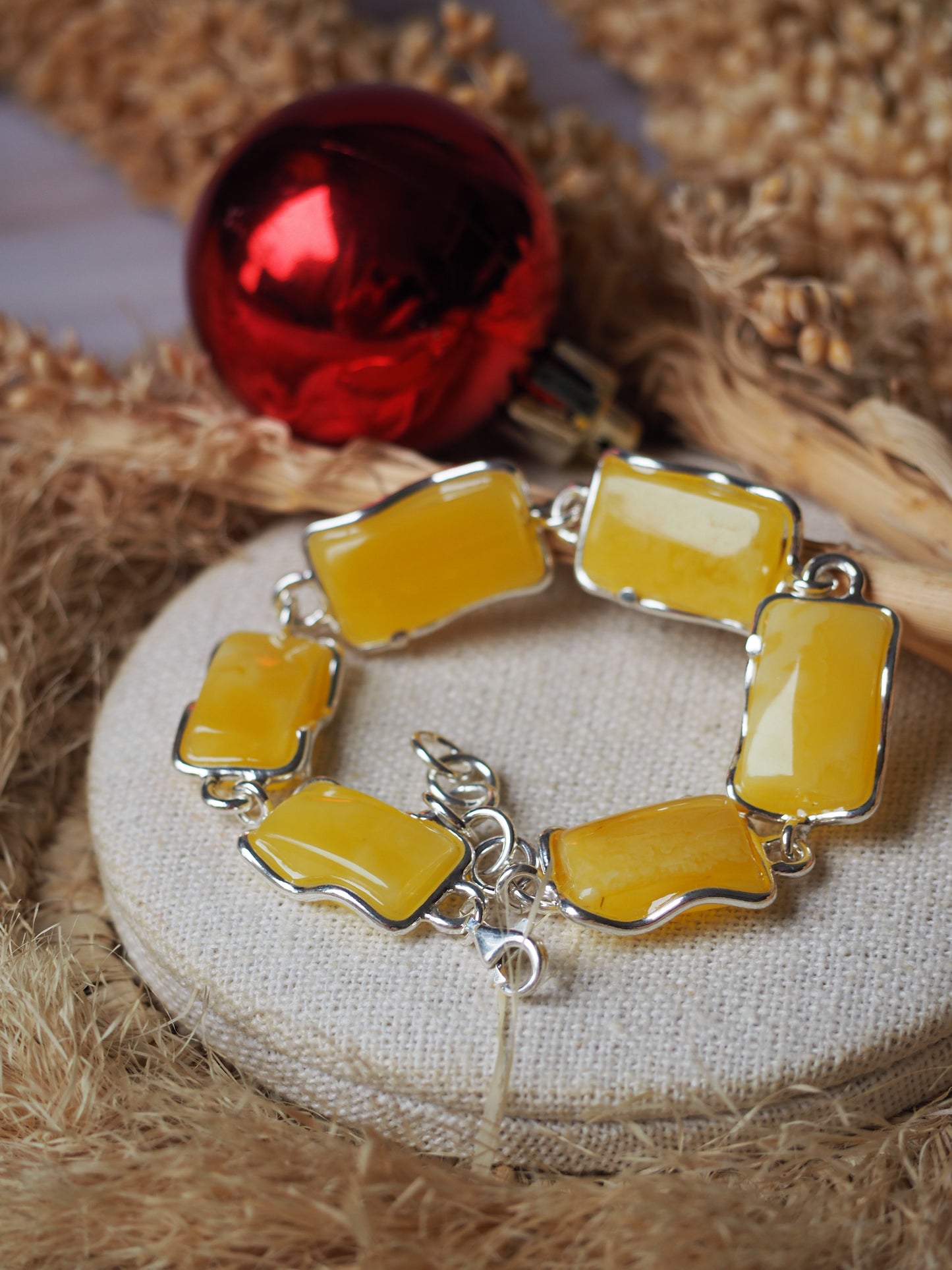 Natural Butterscotch Amber Rectangular Bracelet in Silver