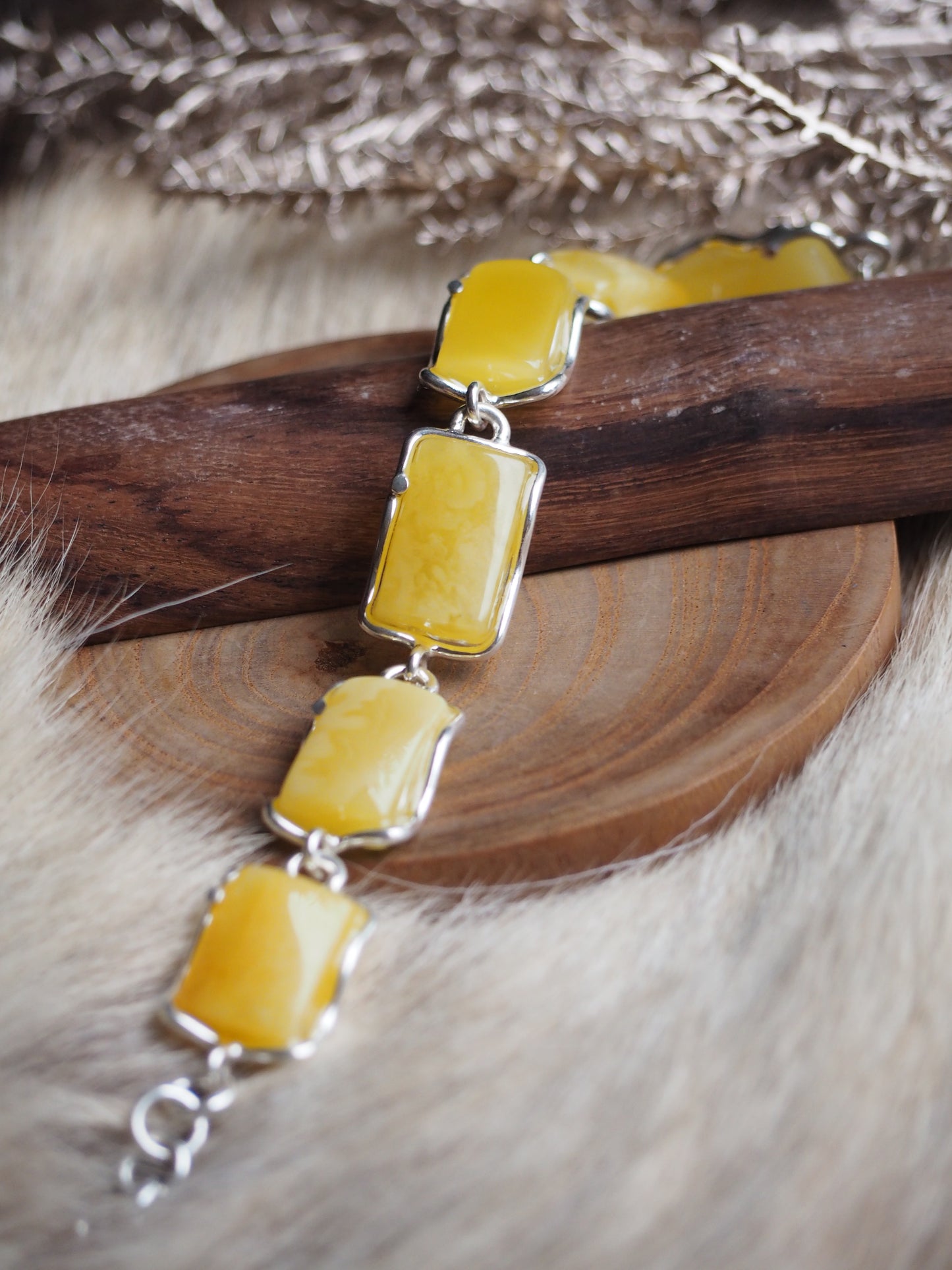 Natural Butterscotch Amber Rectangular Bracelet in Silver