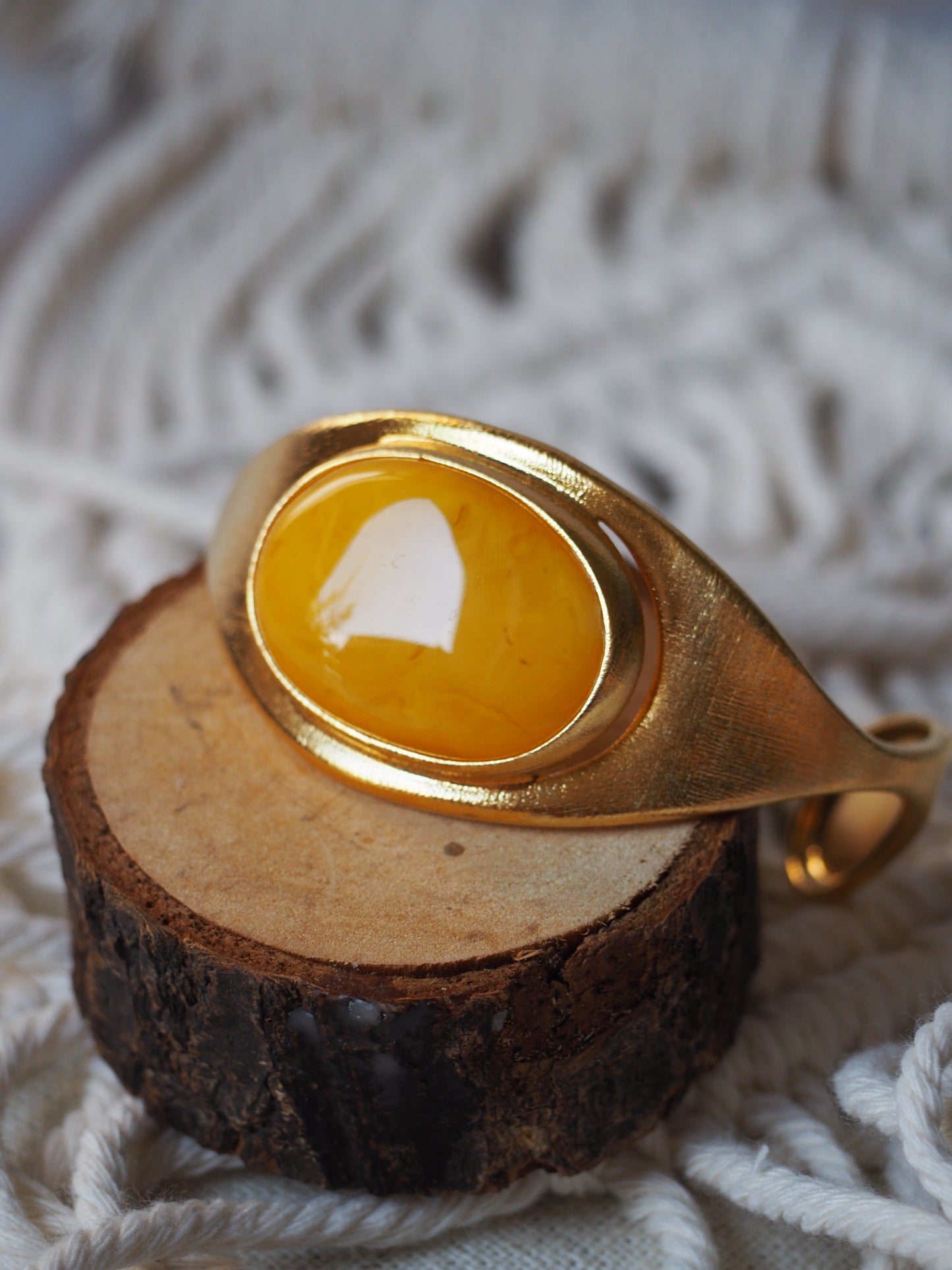 Beautiful Gold Pleated Amber Cuff Bracelet