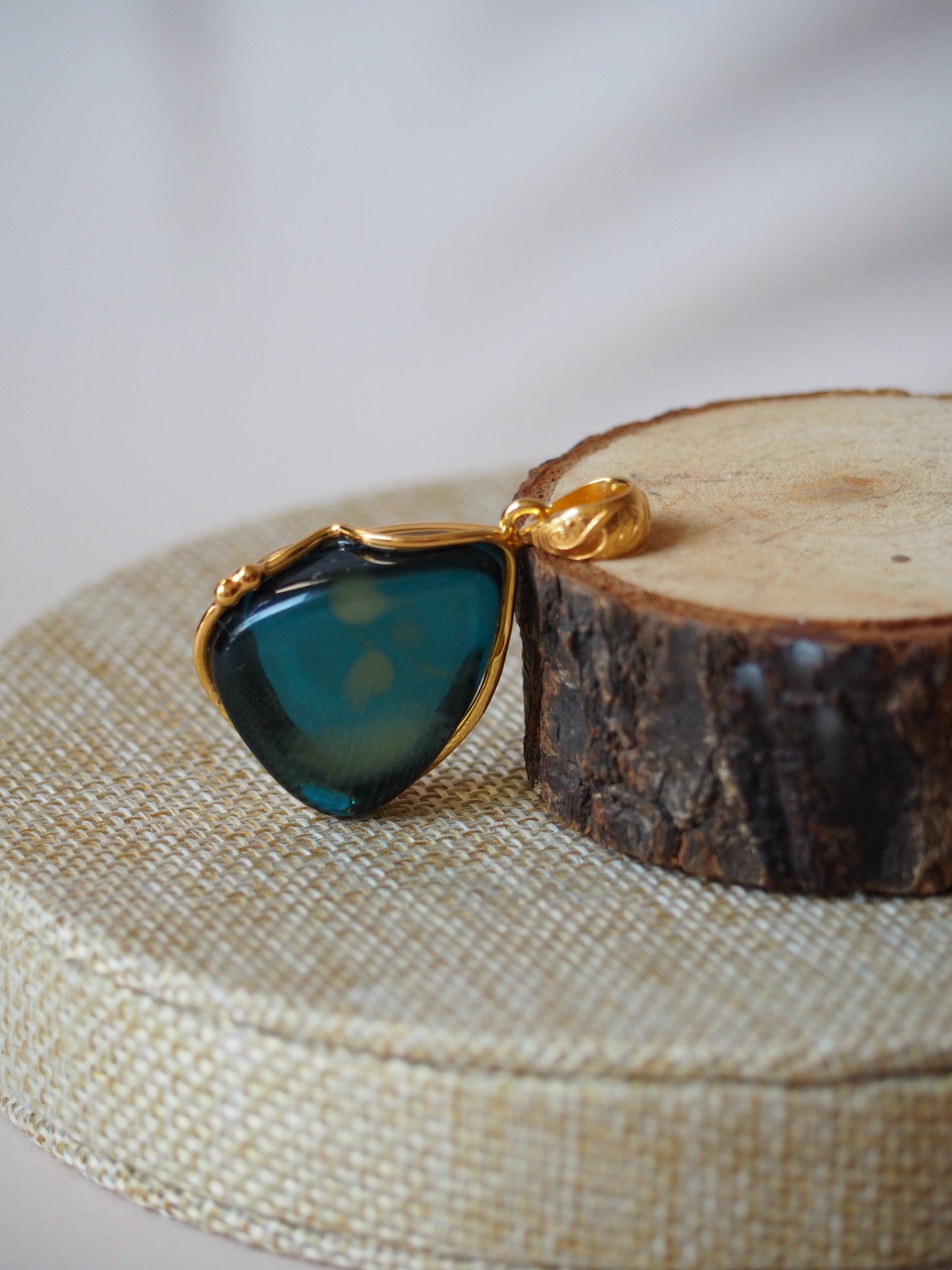 Blue/ Milk Amber Gold Pleated Pendant