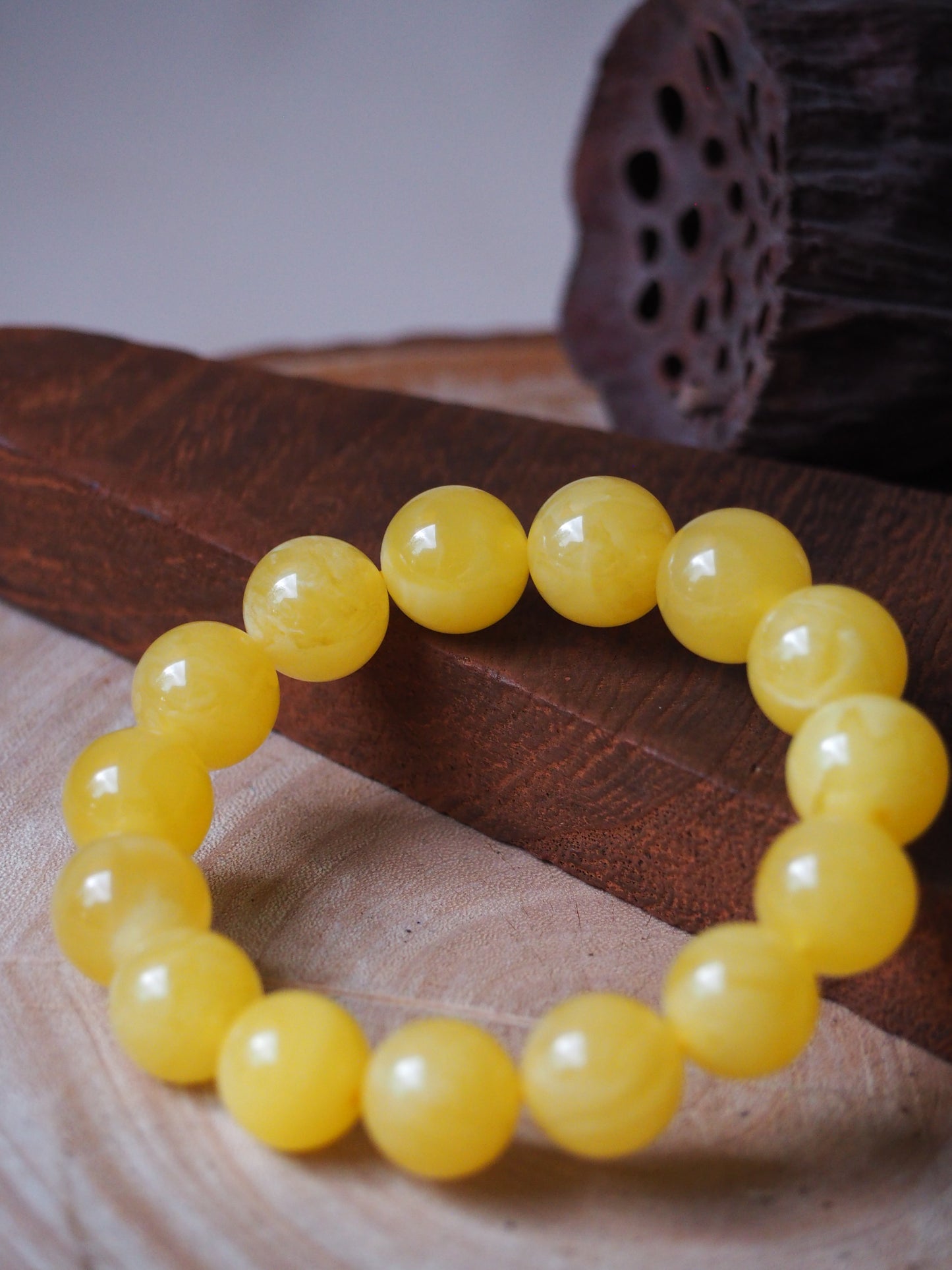Natural Butterscotch Amber Beaded Bracelet 13mm + Certificate