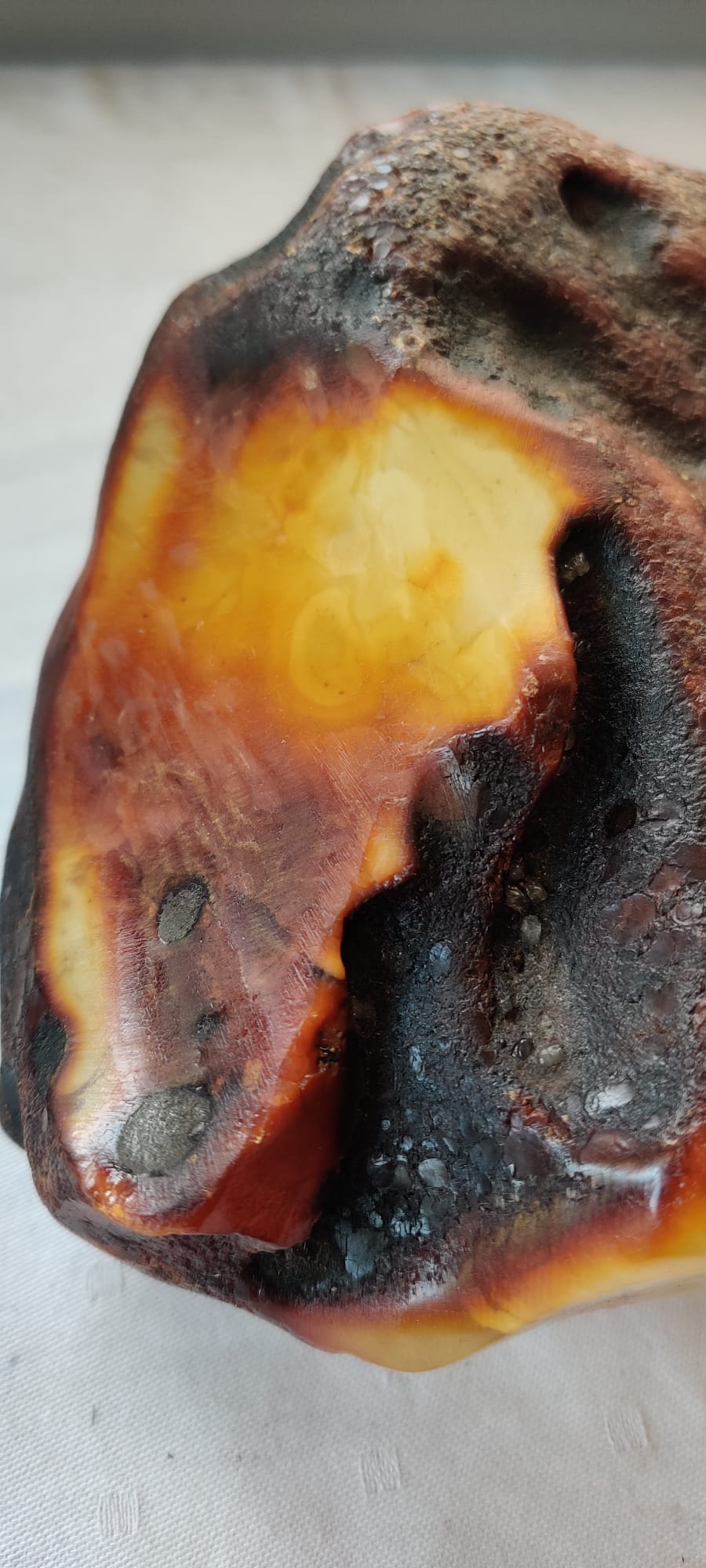 Raw Butterscotch/ Honey Huge Amber Piece 0,5kg