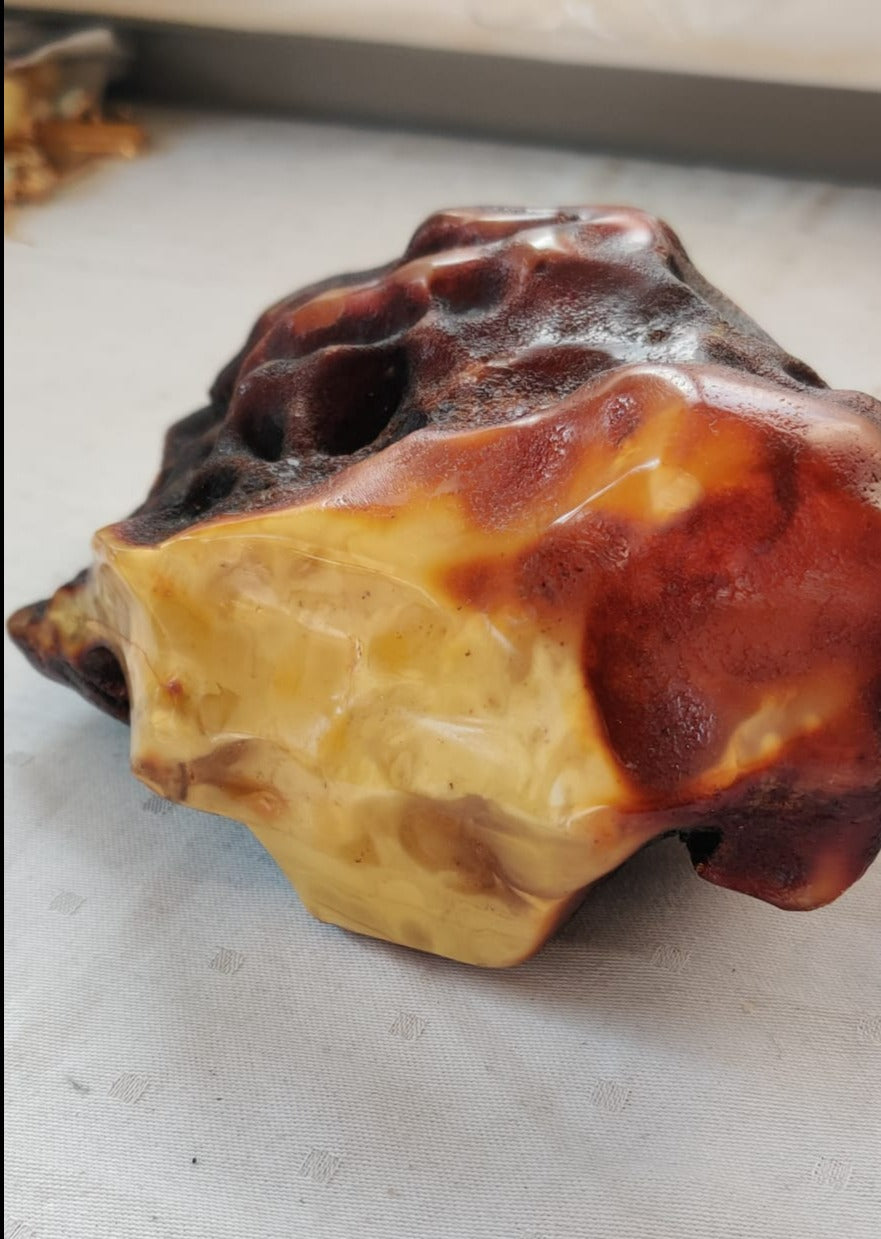 Raw Butterscotch/ Honey Huge Amber Piece 0,5kg