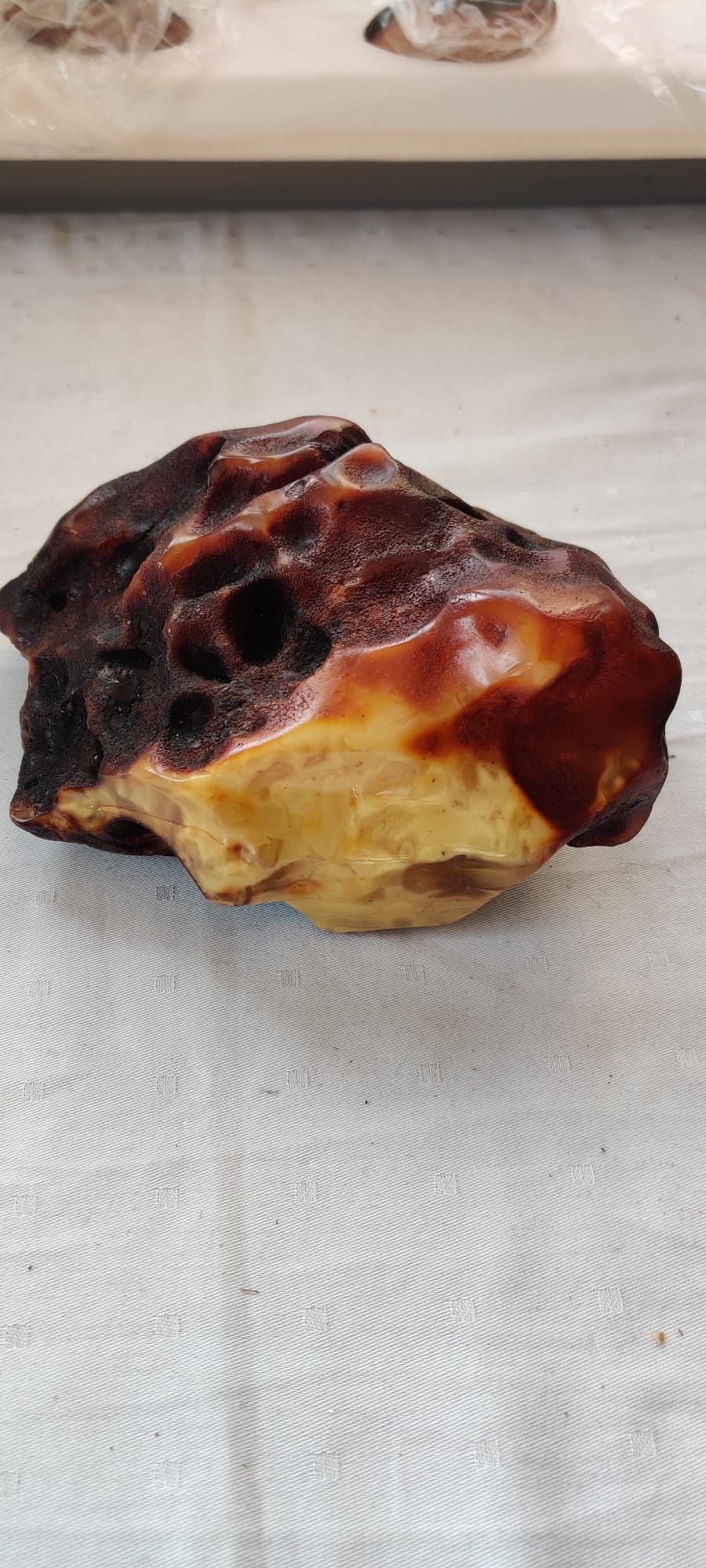 Raw Butterscotch/ Honey Huge Amber Piece 0,5kg