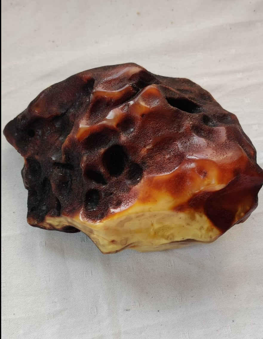 Raw Butterscotch/ Honey Huge Amber Piece 0,5kg