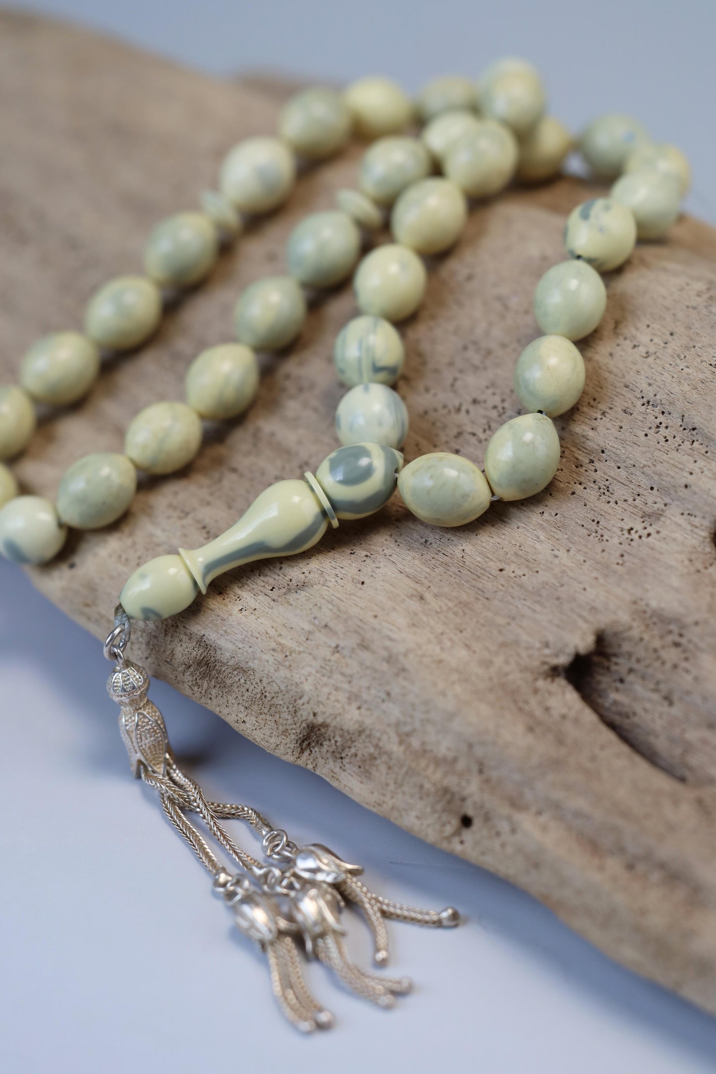 Aged Milk "Chernobyl" Bakelite Tasbih 33 Beads