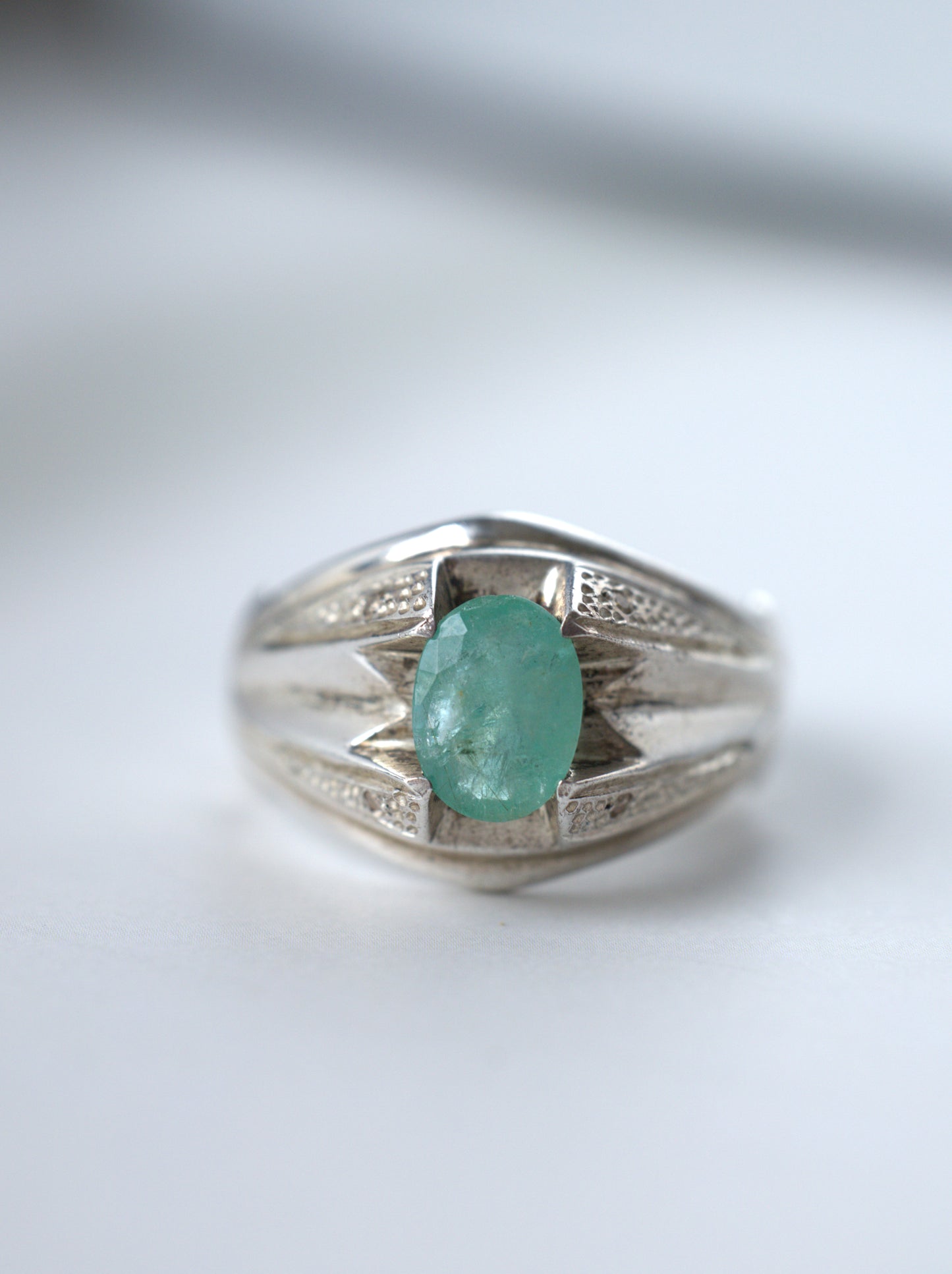 Light Emerald Ring – 925 Silver | Daily Use