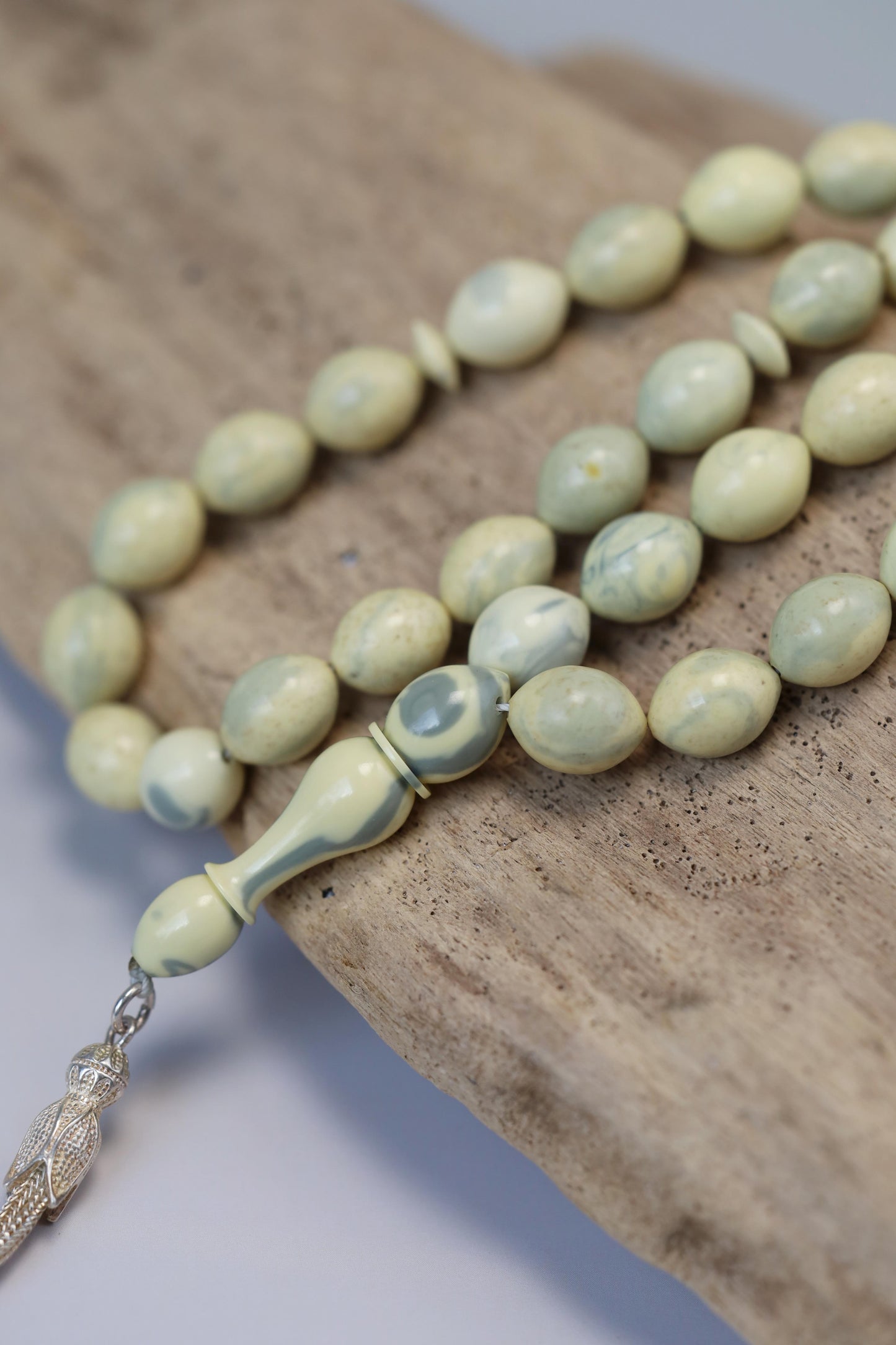 Aged Milk "Chernobyl" Bakelite Tasbih 33 Beads