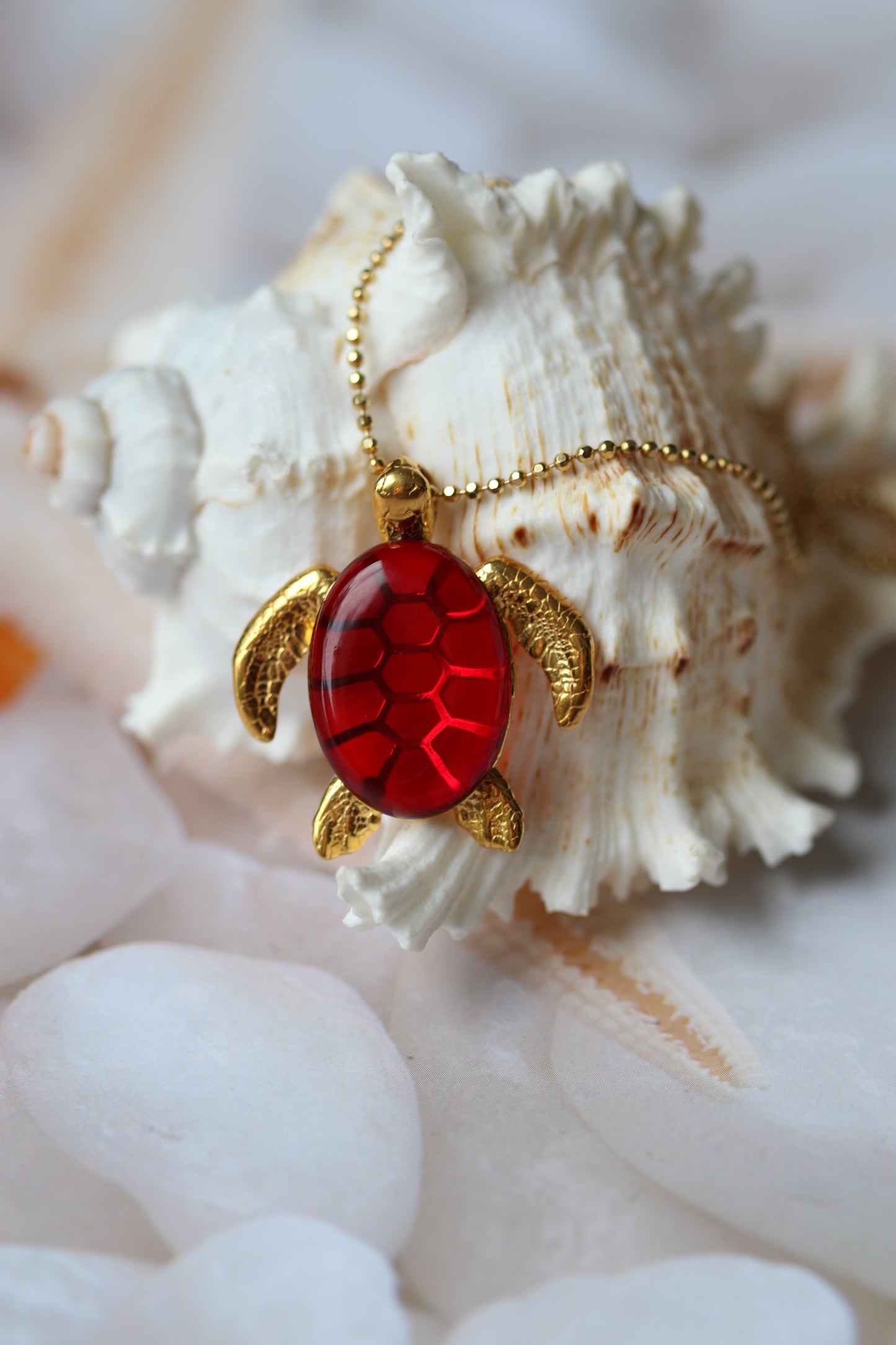 Red Amber Turtle Shape Pendant in Gold Plated Silver 925
