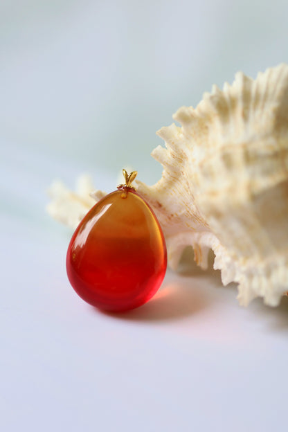 Gradient/ Ombre Red Amber Pendant with Golden Hook