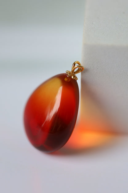 Gradient/ Ombre Red Amber Pendant with Golden Hook