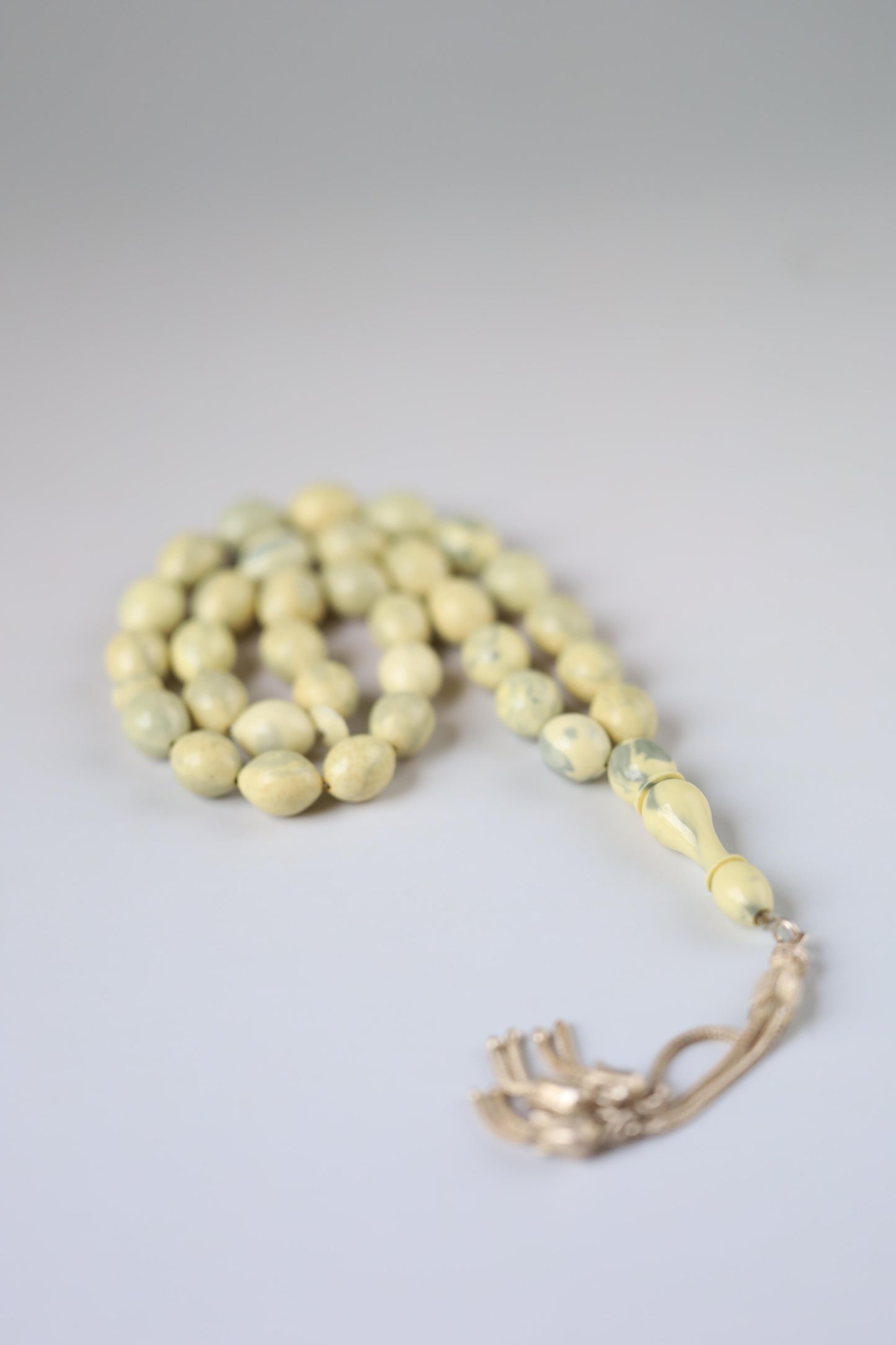 Aged Milk "Chernobyl" Bakelite Tasbih 33 Beads