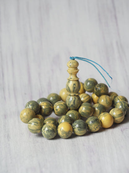 Vintage Milky Green "Chernobyl" Bakelite Misbah 33 Beads