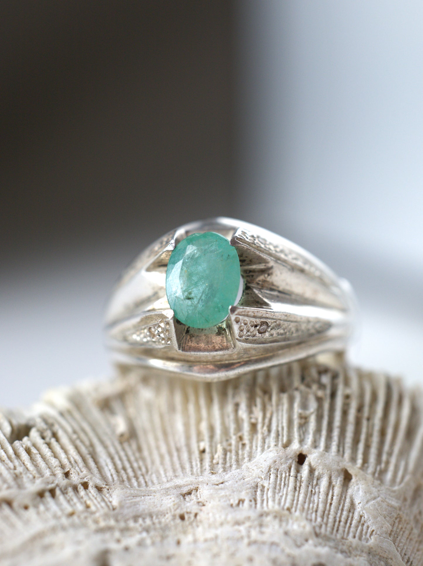 Light Emerald Ring – 925 Silver | Daily Use