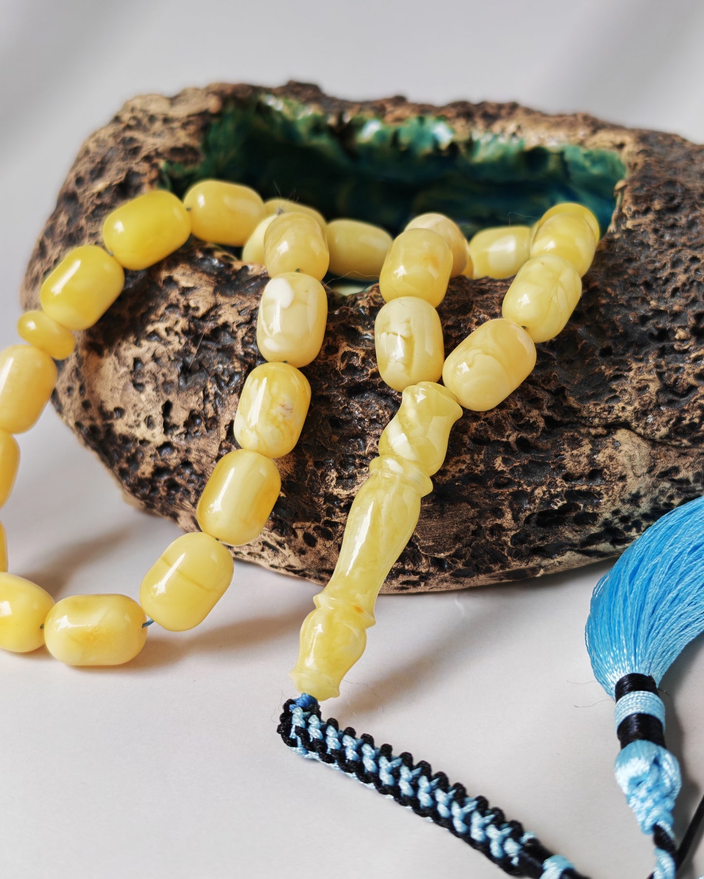 Bright Milk With Honey Inclusions Amber Rosary – 33 Barrel Beads | Unique Long Imam