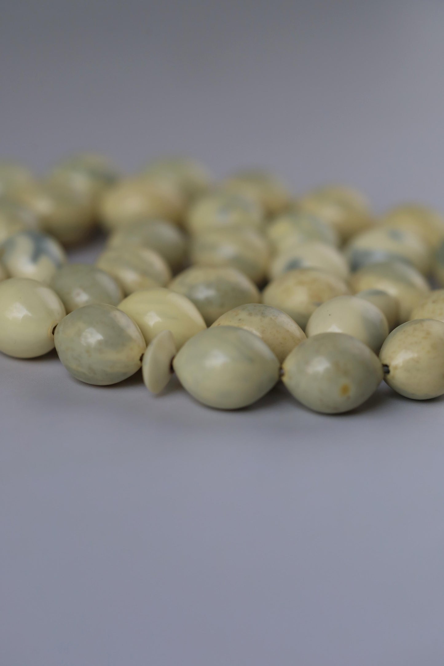 Aged Milk "Chernobyl" Bakelite Tasbih 33 Beads