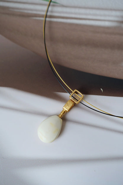 Natural Royal White Amber Chocker with Rhodium Plated Silver Frame and String