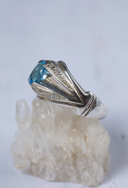 Natural Blue Topaz Ring in 925 Silver