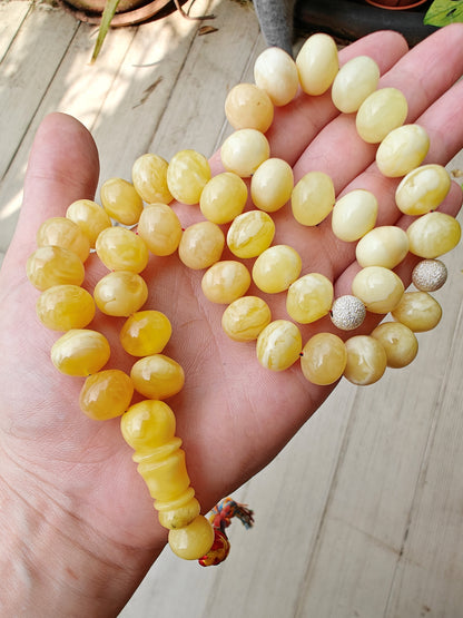 Natural Gradient Butterscotch, Royal White and Tiger Amber Istanbul Shape Misbah 40 Beads