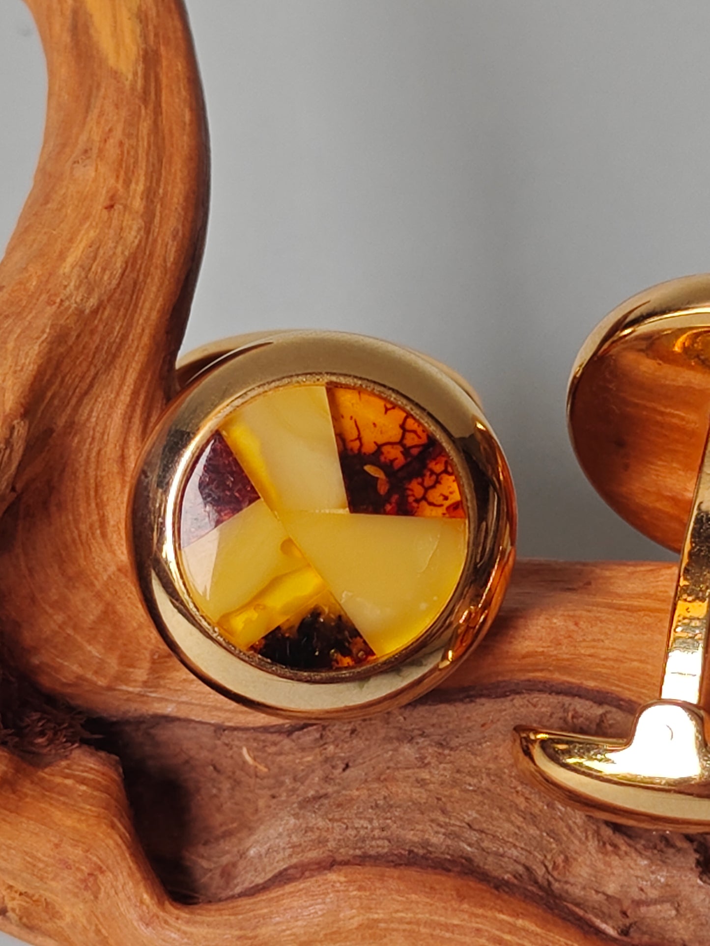 Mosaic Multicolor Amber Cufflinks in Golden Metal