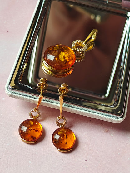 Round Cognac Amber Pendant with Cubic Zirconias | 14k Gold