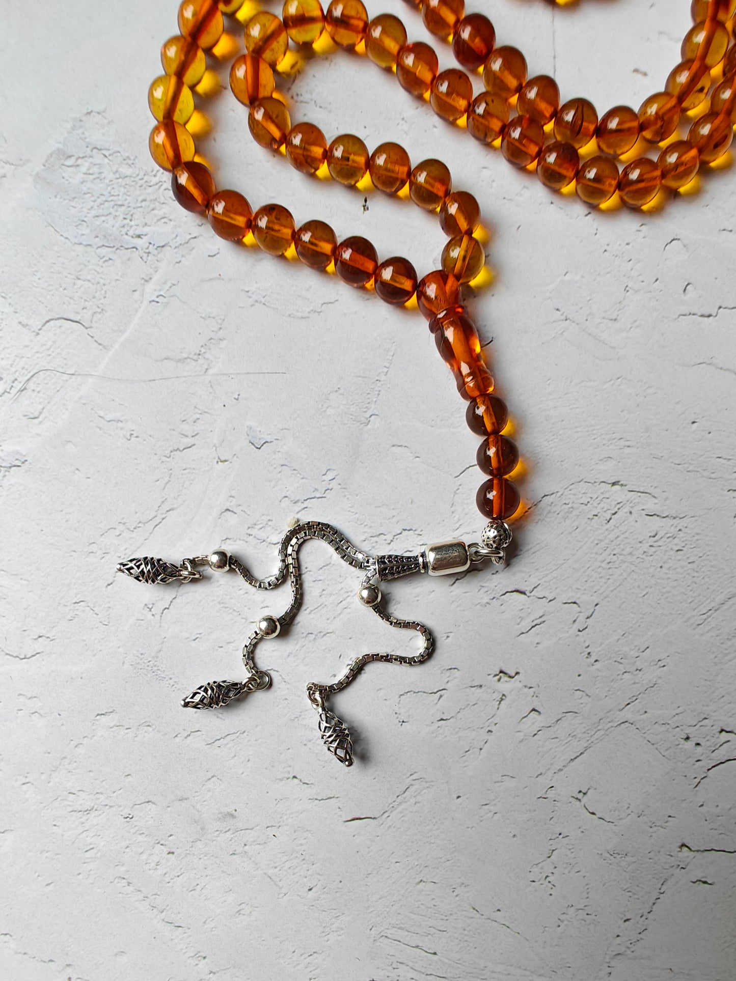 Cognac Raw Amber Piece and Rosary with Silver Tassel | 90,5g