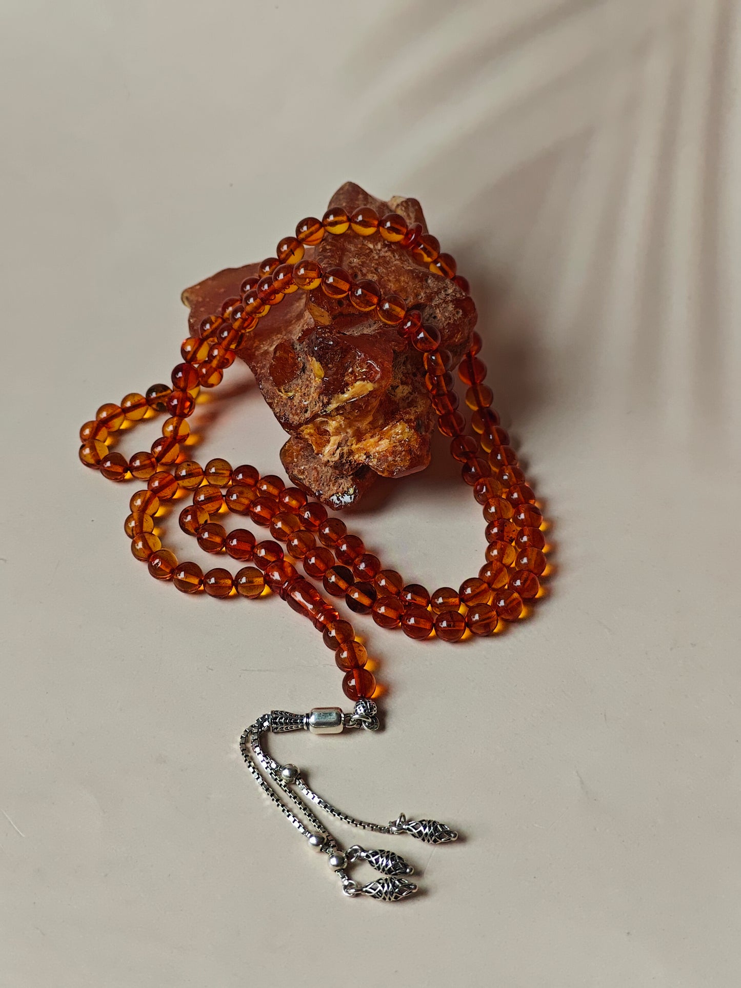 Cognac Raw Amber Piece and Rosary with Silver Tassel | 90,5g