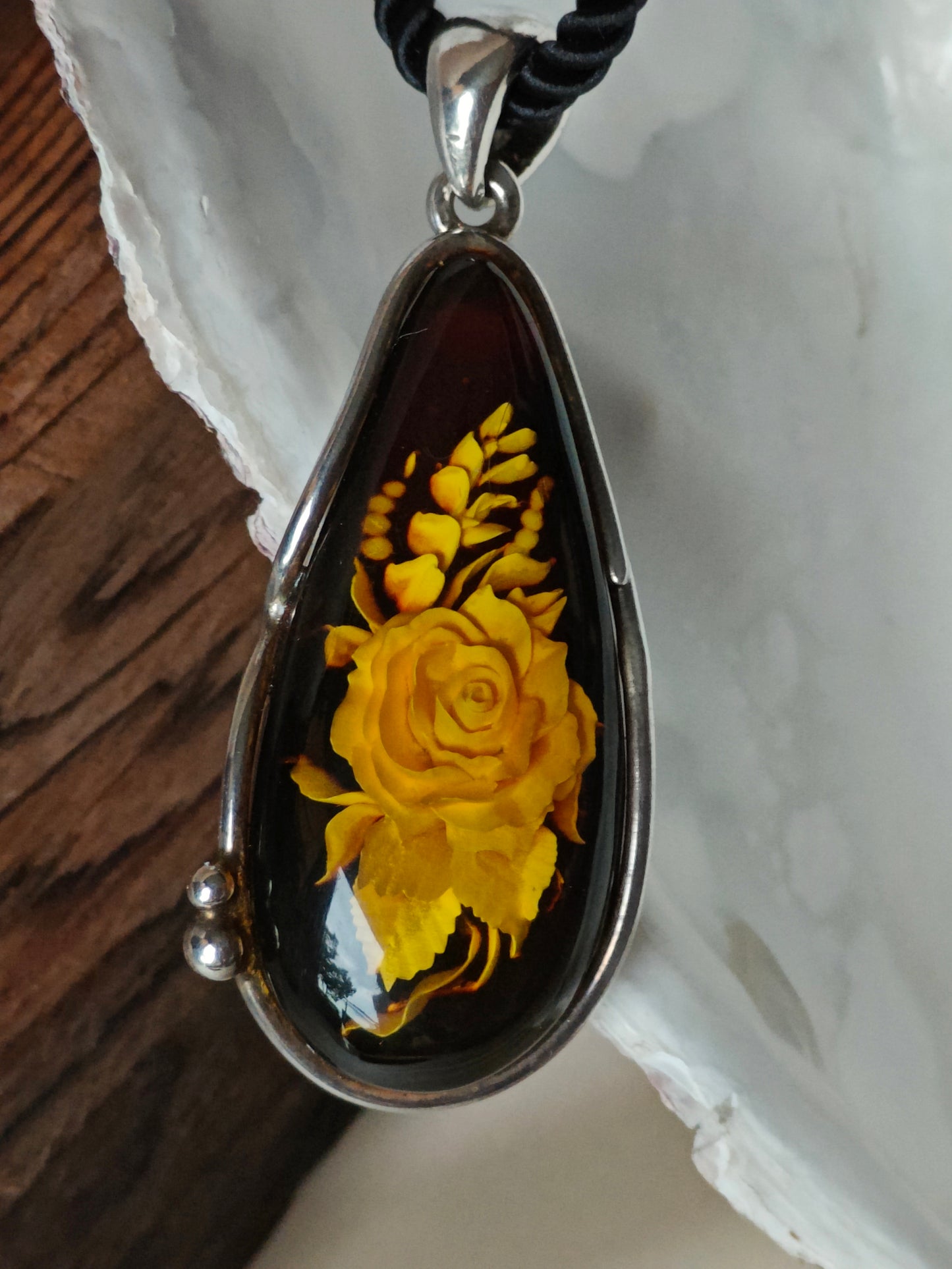 Handmade Crafted Natural Amber Pendant with Rose Shape