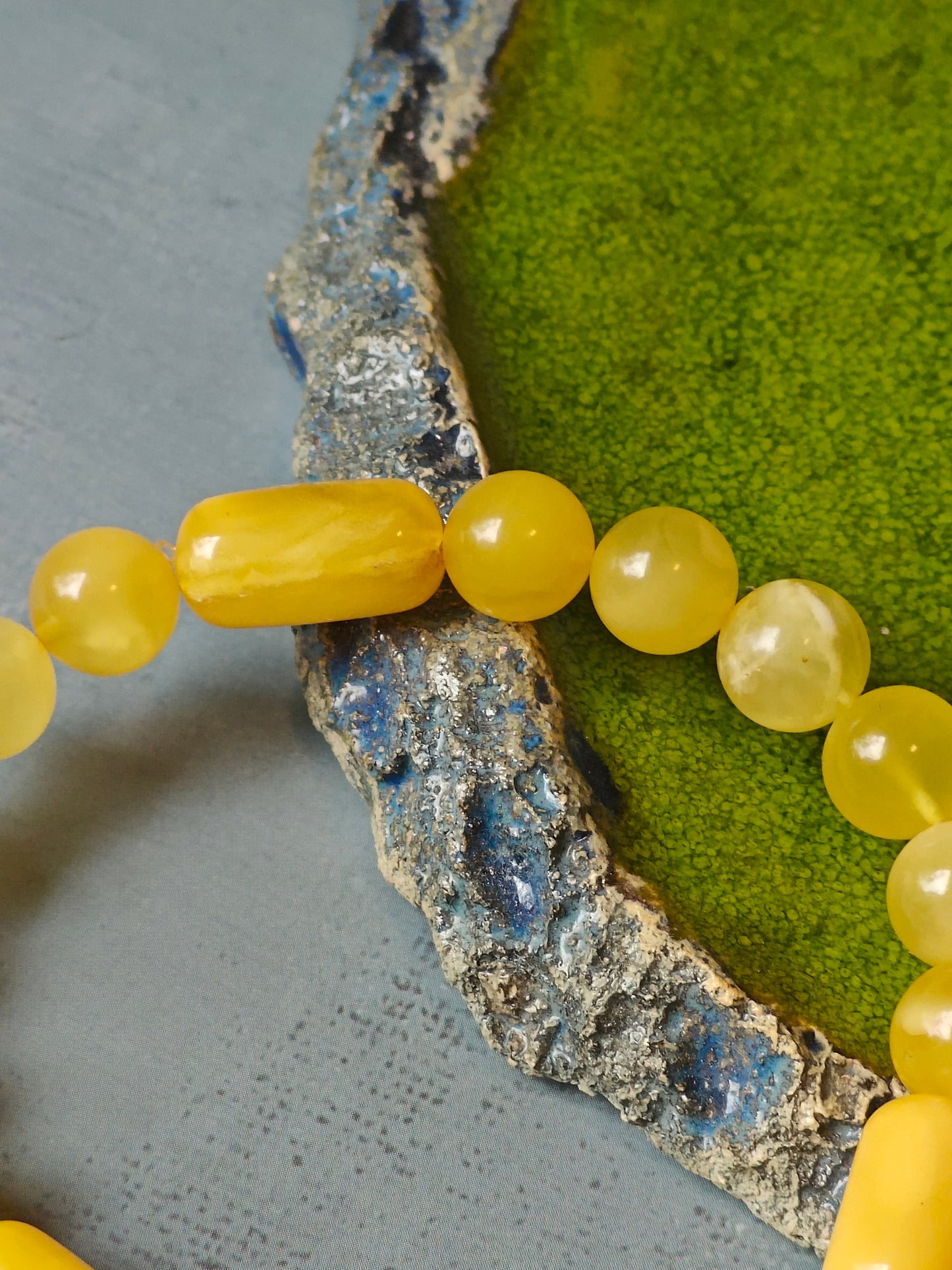 Natural Cylinder and Round Shaped Beaded Natural Amber Bracelet