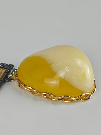 Unique Artistic Natural Cloudy Milk Amber Pendant with Gemstone Necklace in Gold Plated Silver