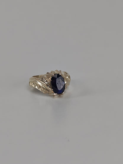 Natural Sapphire Ring in 925 Silver
